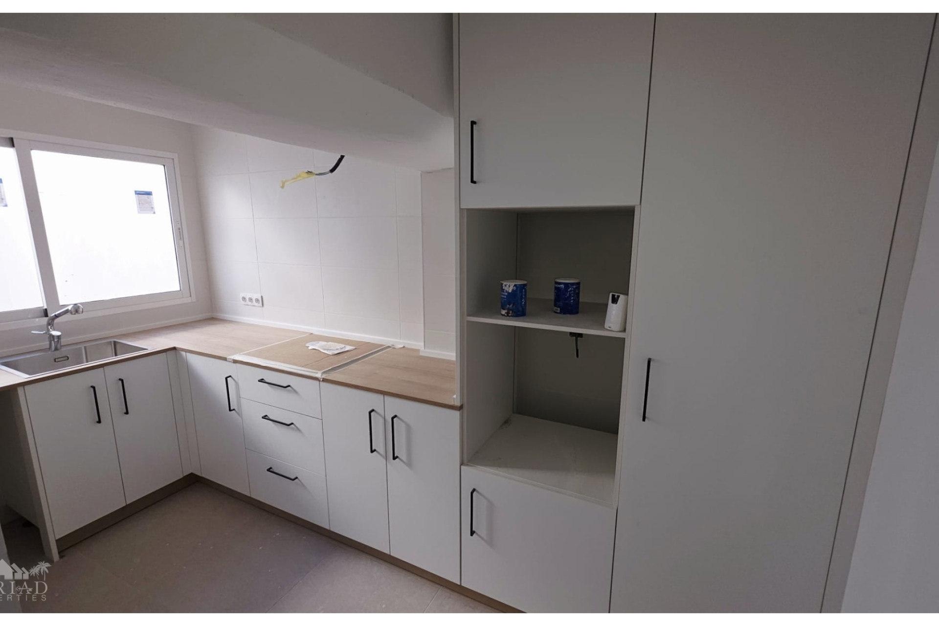 Resale - Townhouse -
Pinoso - Pinoso Alicante