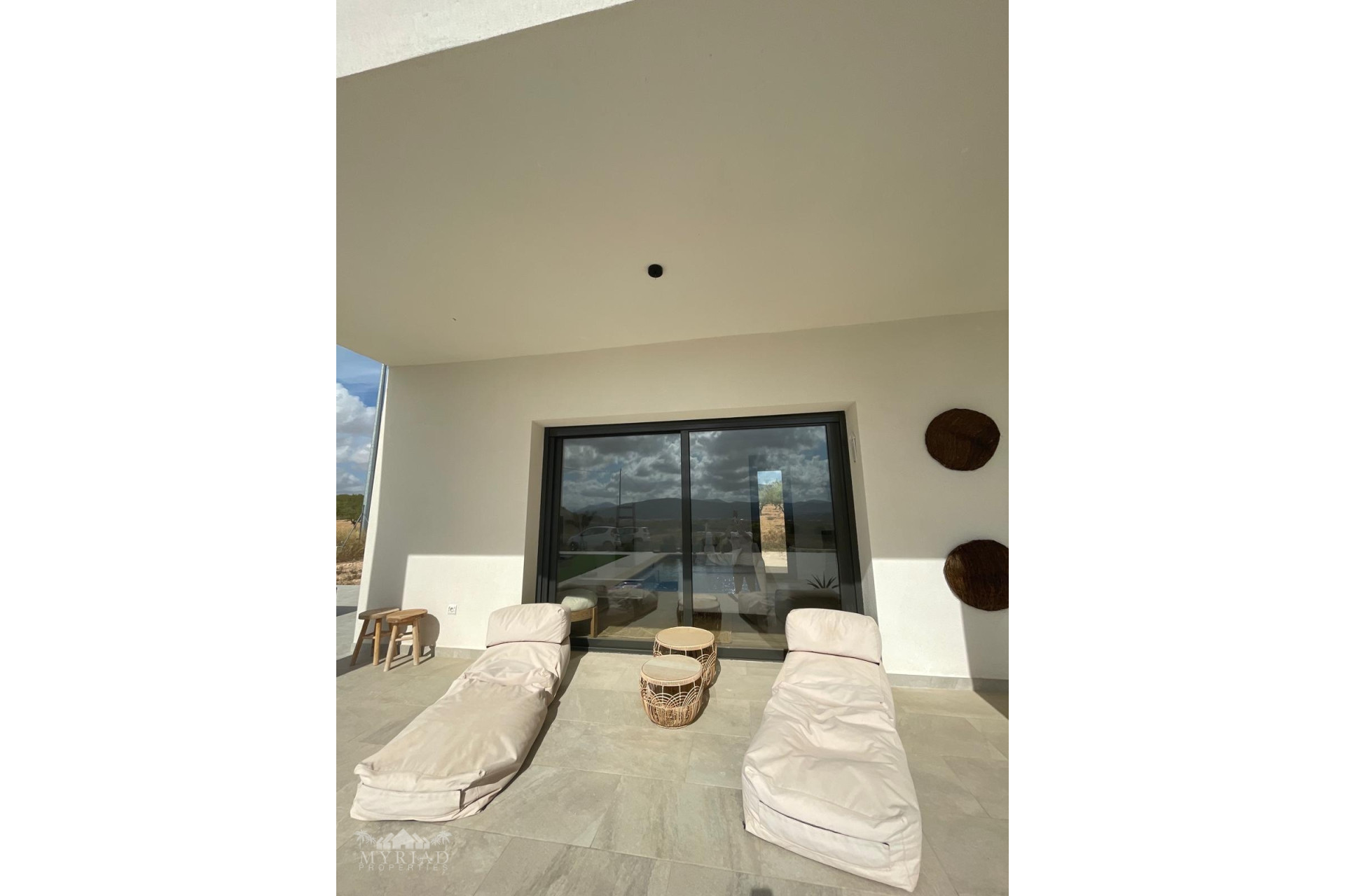 Resale - Townhouse -
Pinoso - Pinoso Alicante