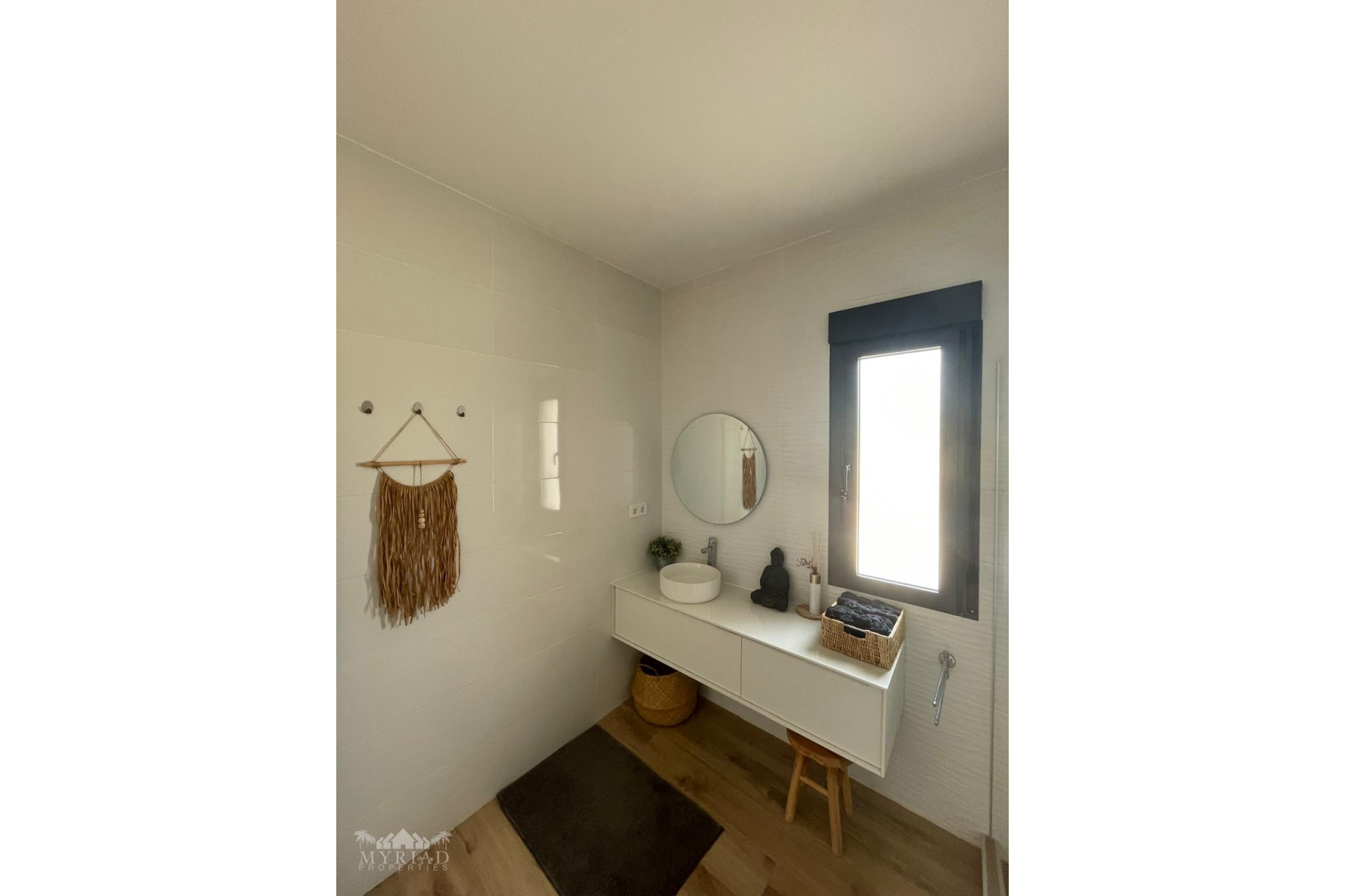 Resale - Townhouse -
Pinoso - Pinoso Alicante