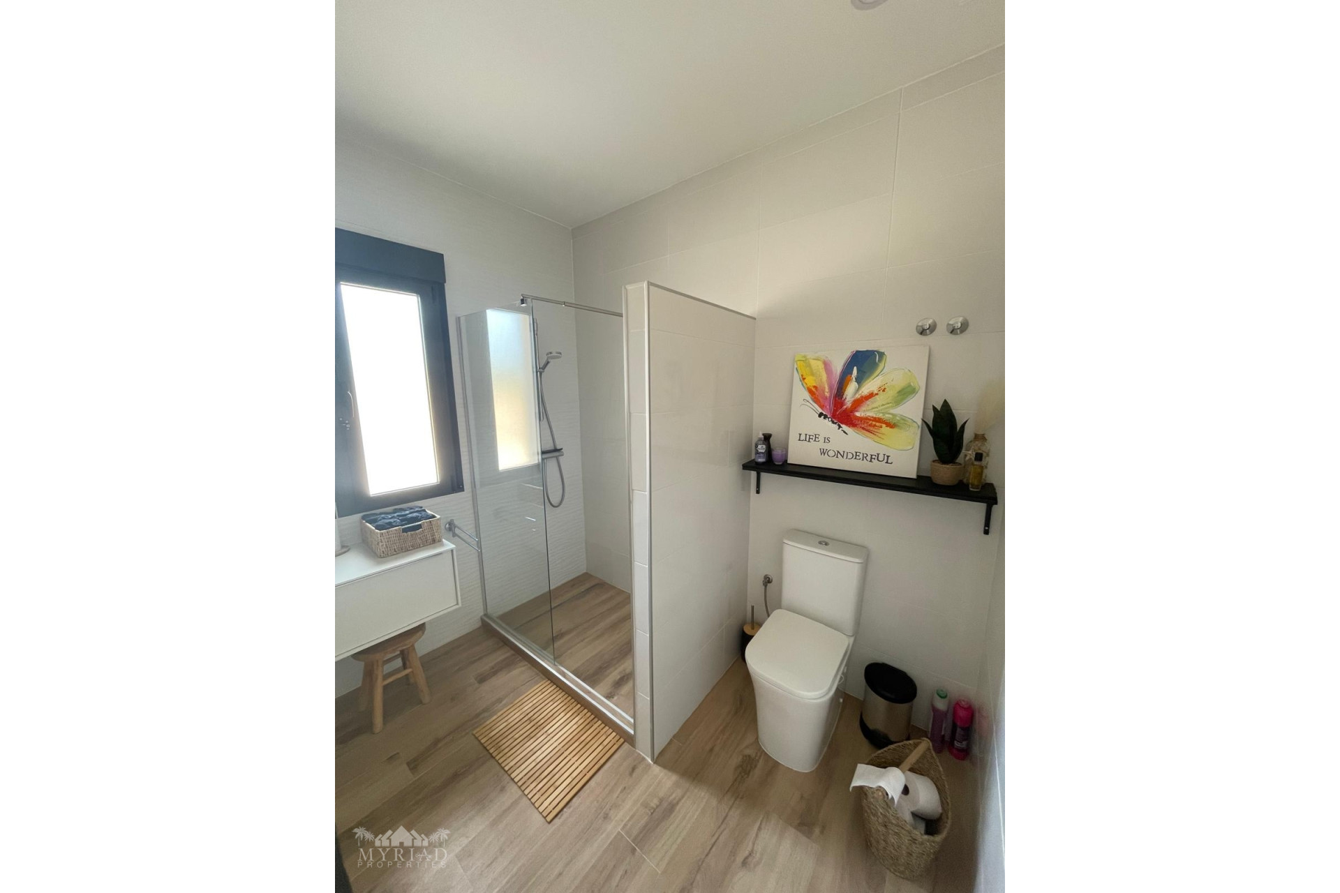 Resale - Townhouse -
Pinoso - Pinoso Alicante