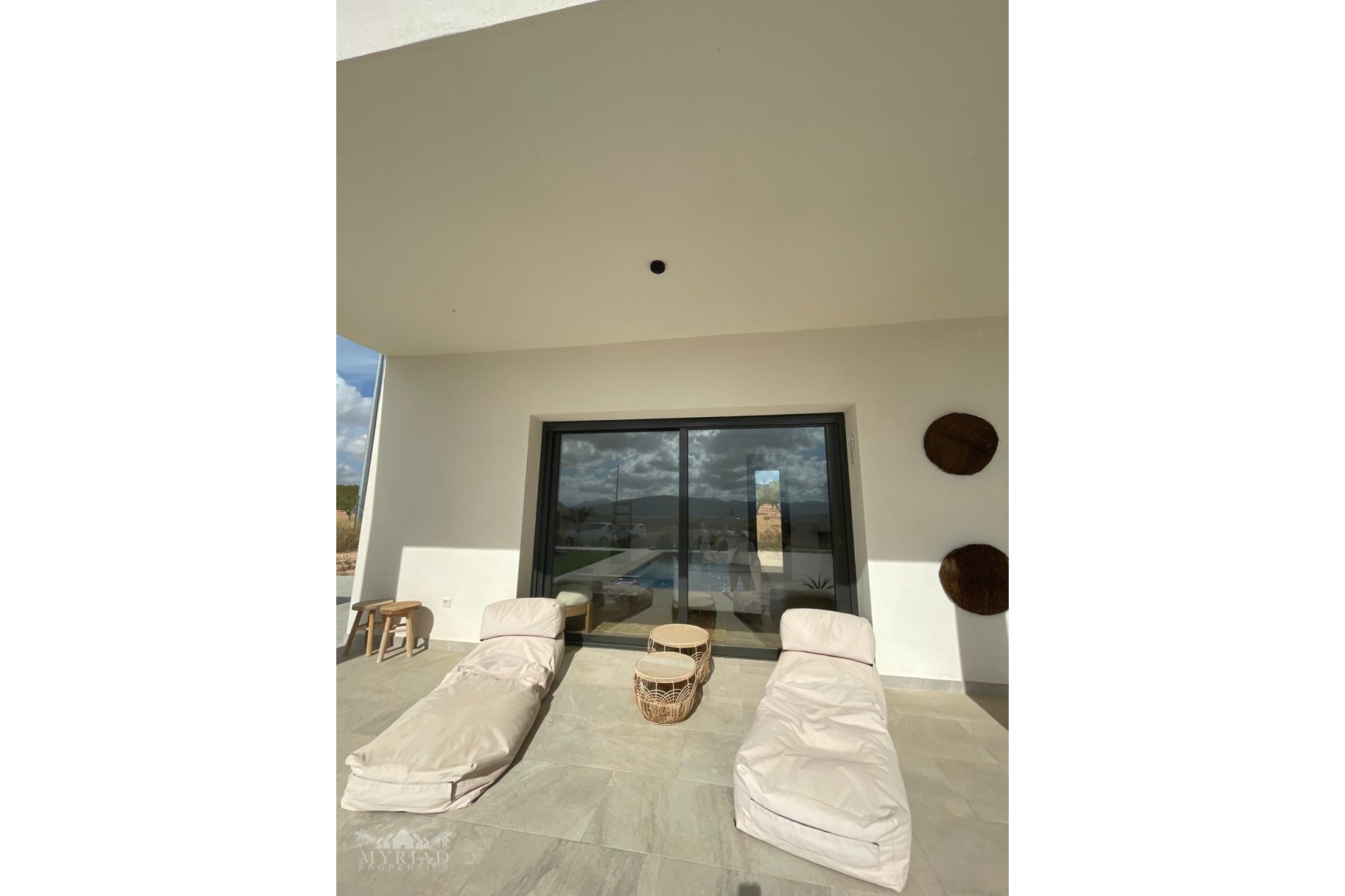 Resale - Townhouse -
Pinoso - Pinoso Alicante