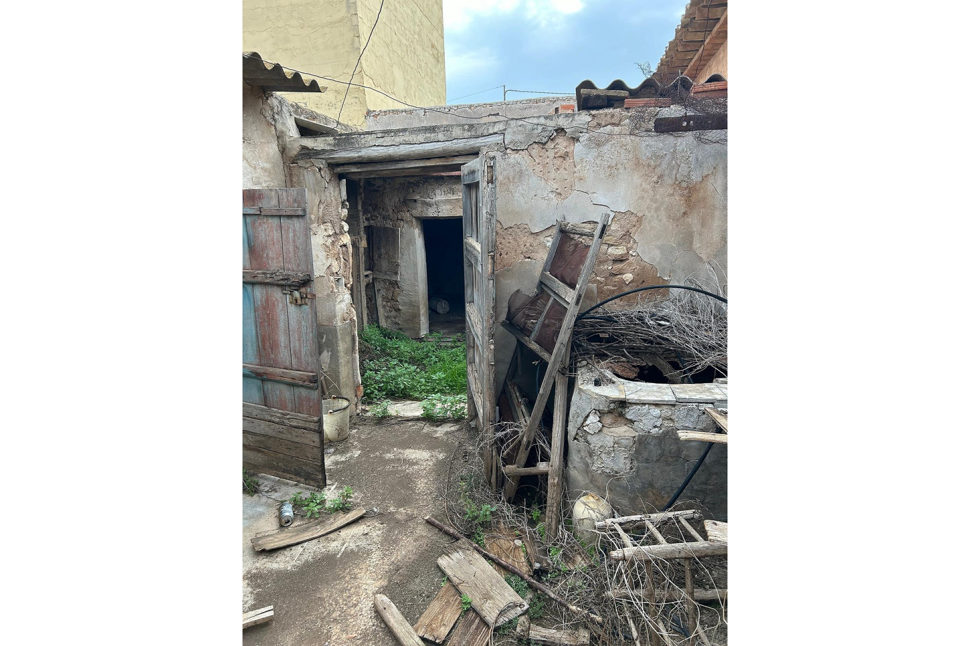 Resale - Townhouse -
Pinoso