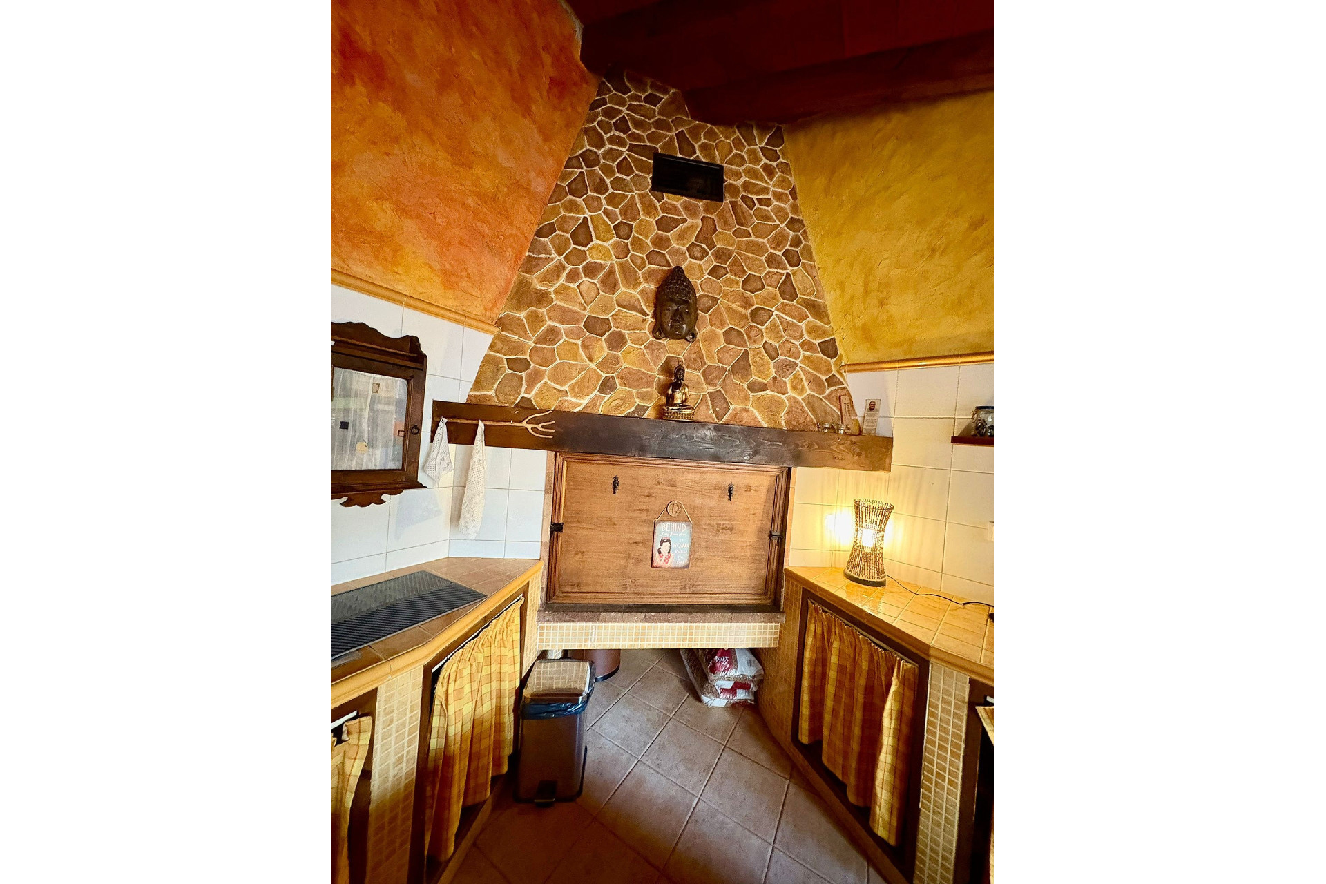 Resale - Townhouse -
Pinoso