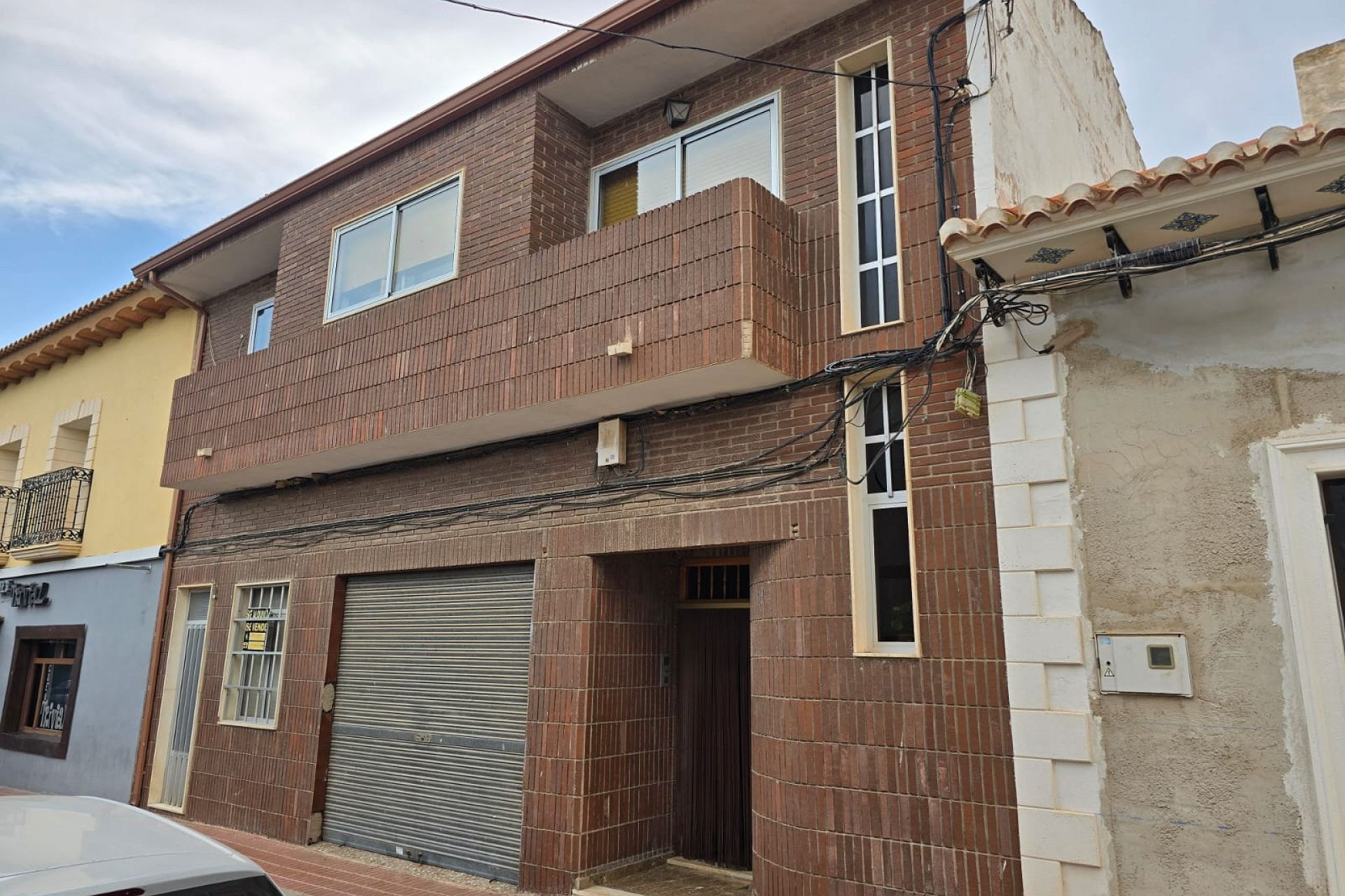 Resale - Townhouse -
Salinas