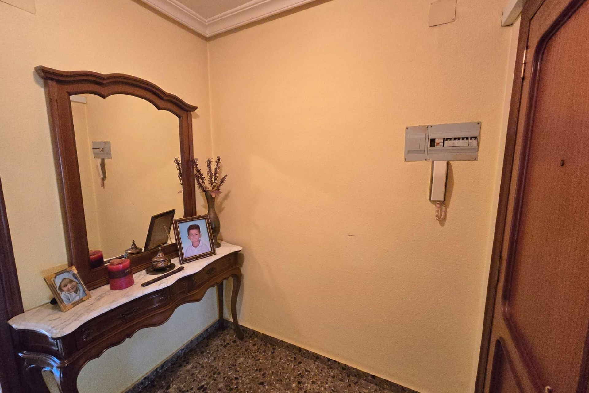 Resale - Townhouse -
Salinas