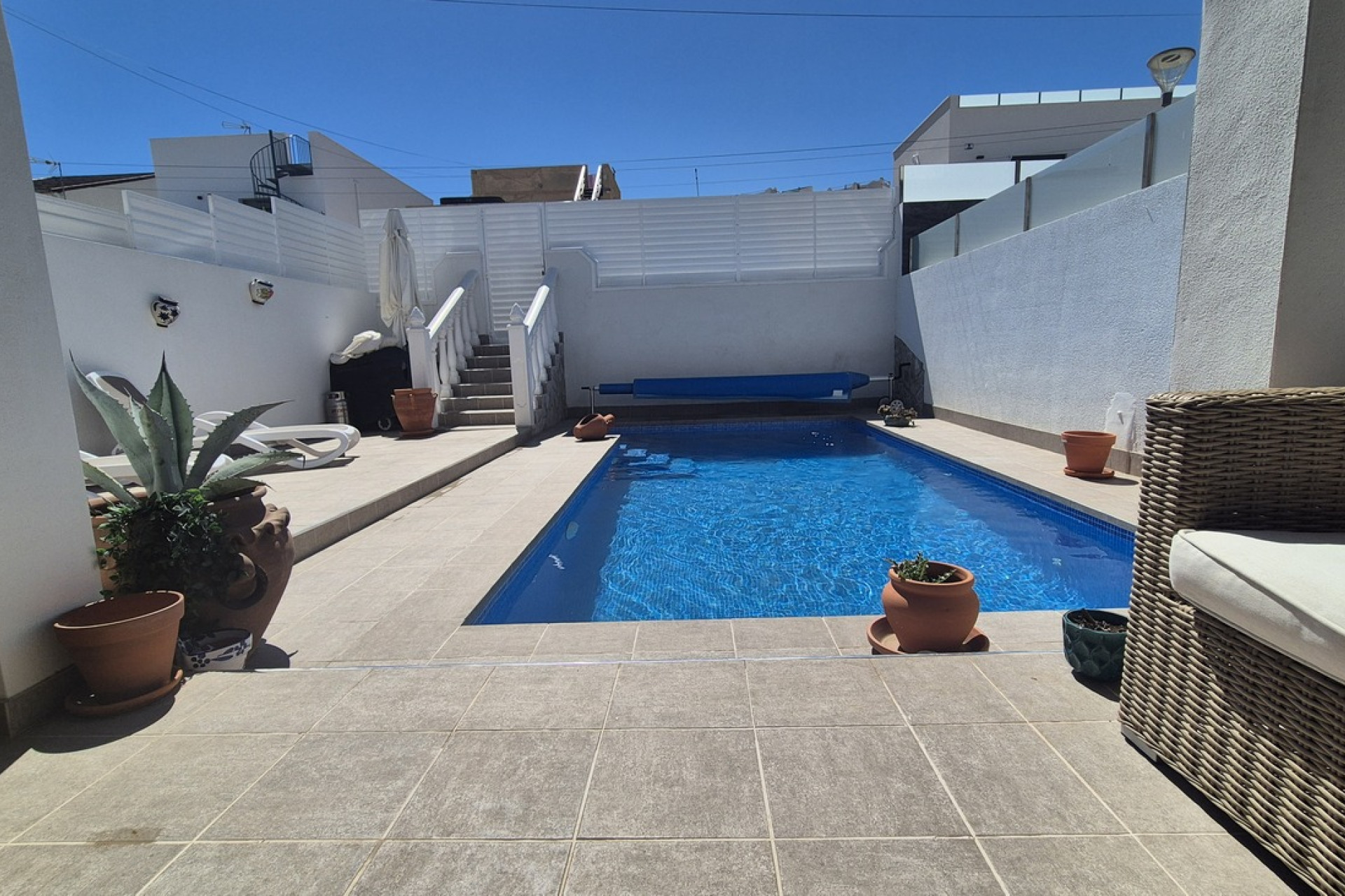 Resale - Townhouse -
San Miguel de Salinas - Inland