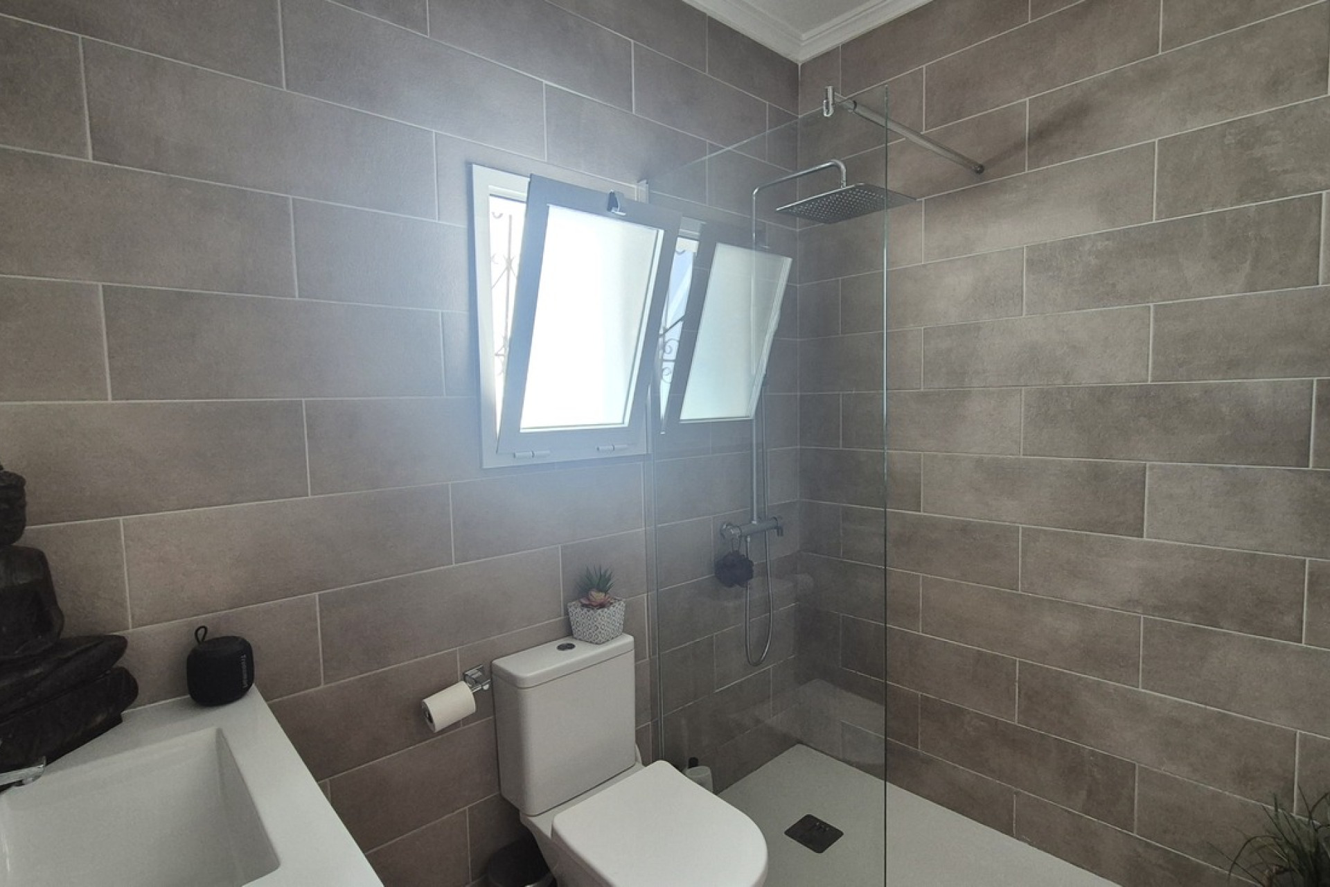 Resale - Townhouse -
San Miguel de Salinas - Inland