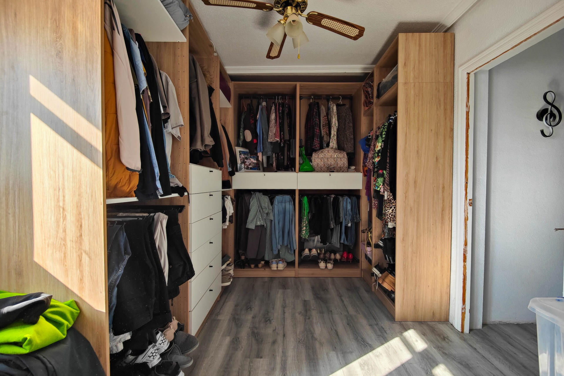 Resale - Townhouse -
San Miguel de Salinas