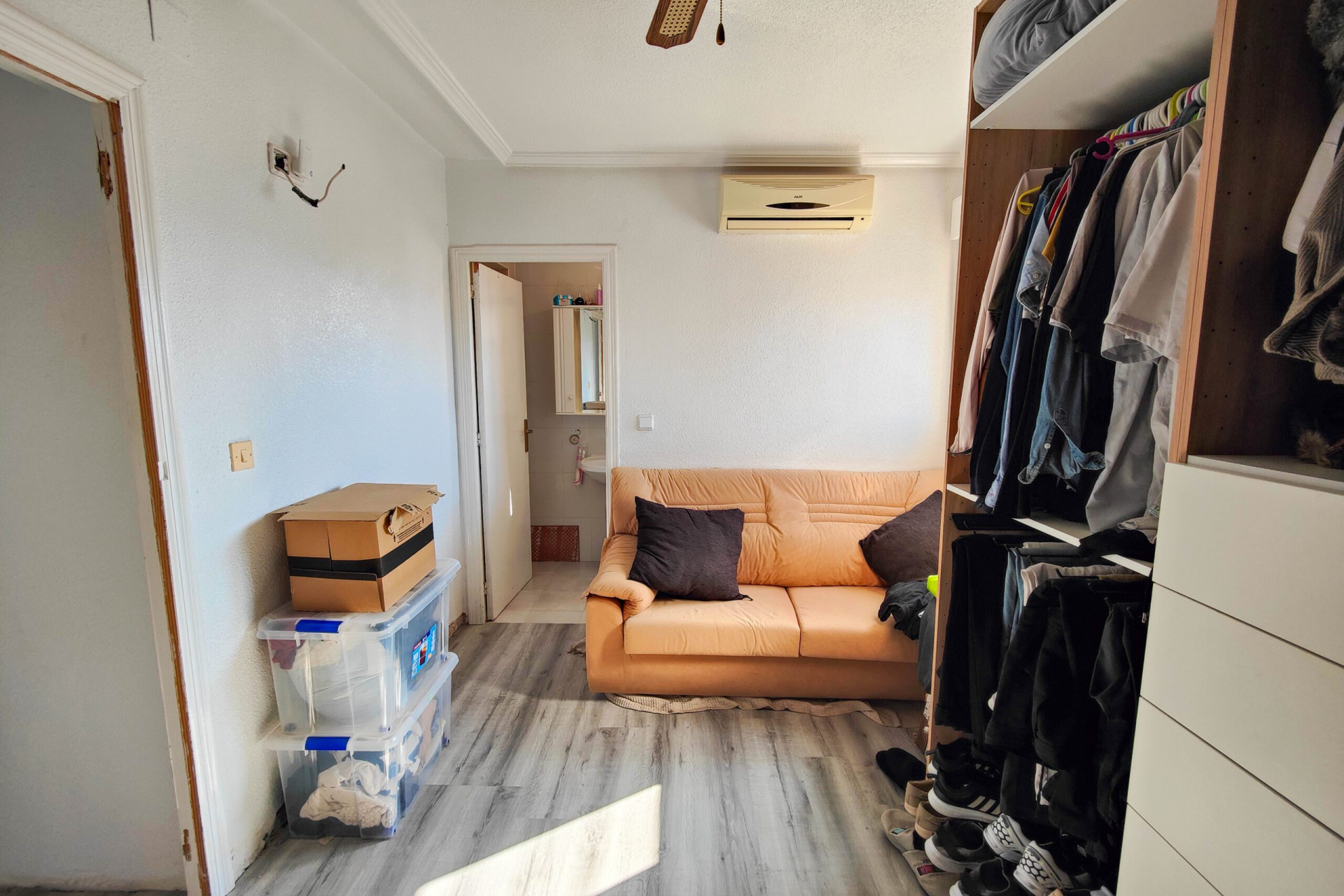 Resale - Townhouse -
San Miguel de Salinas