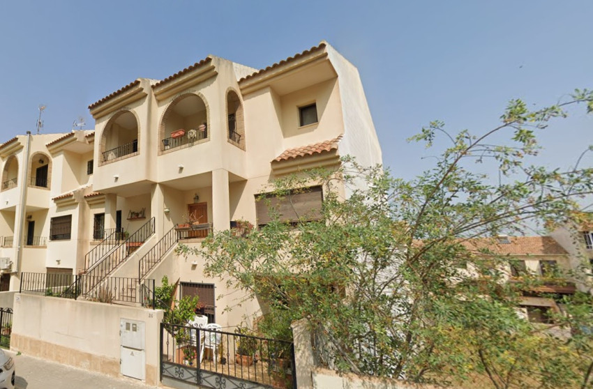 Resale - Townhouse -
San Miguel de Salinas