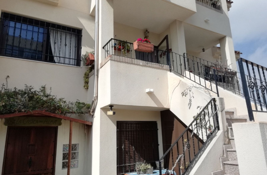 Resale - Townhouse -
San Miguel de Salinas