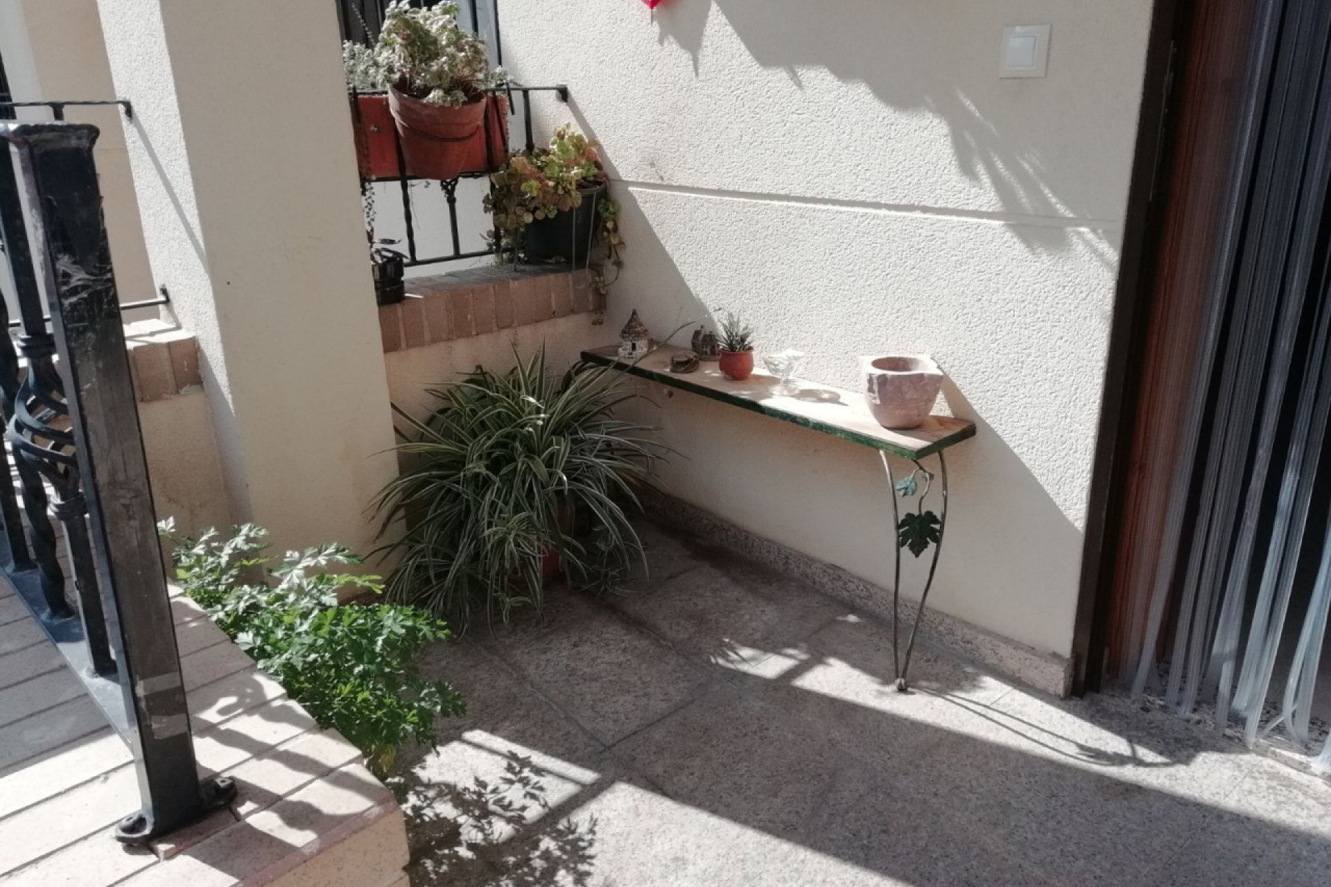 Resale - Townhouse -
San Miguel de Salinas