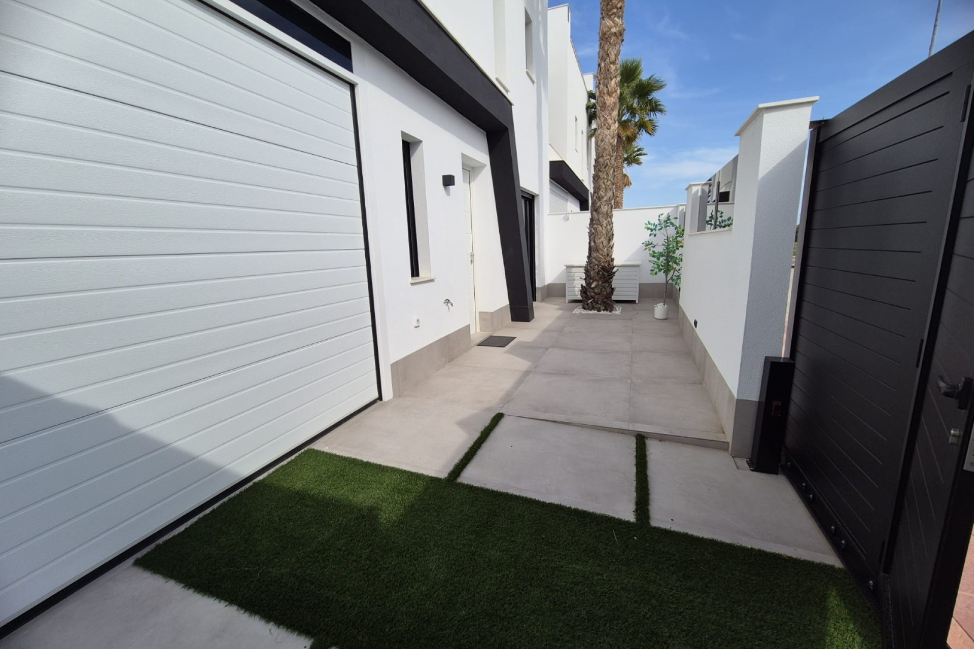 Resale - Townhouse -
Santiago de La Ribera - Santiago de La Ribera - Town