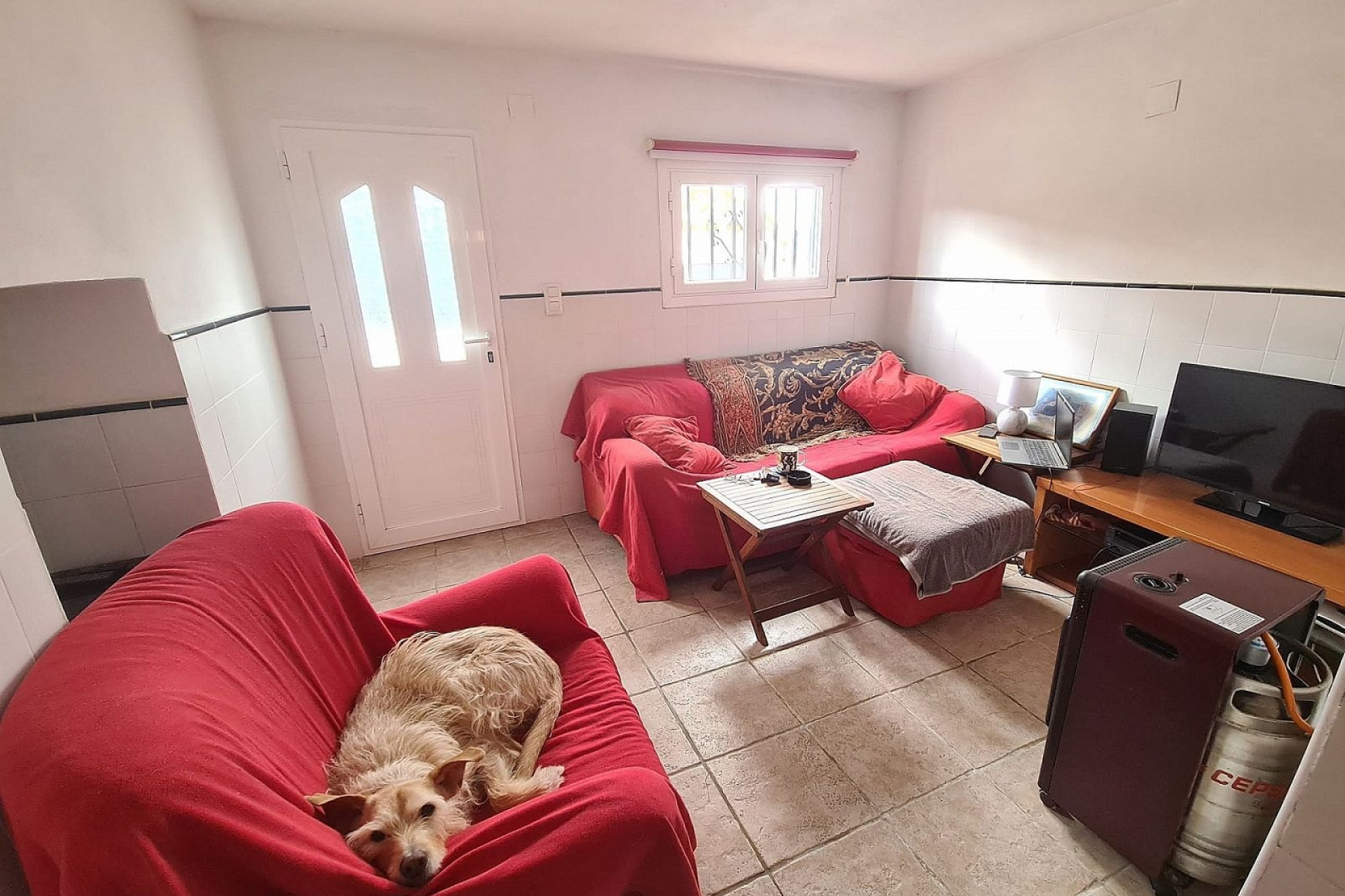 Resale - Townhouse -
Sax