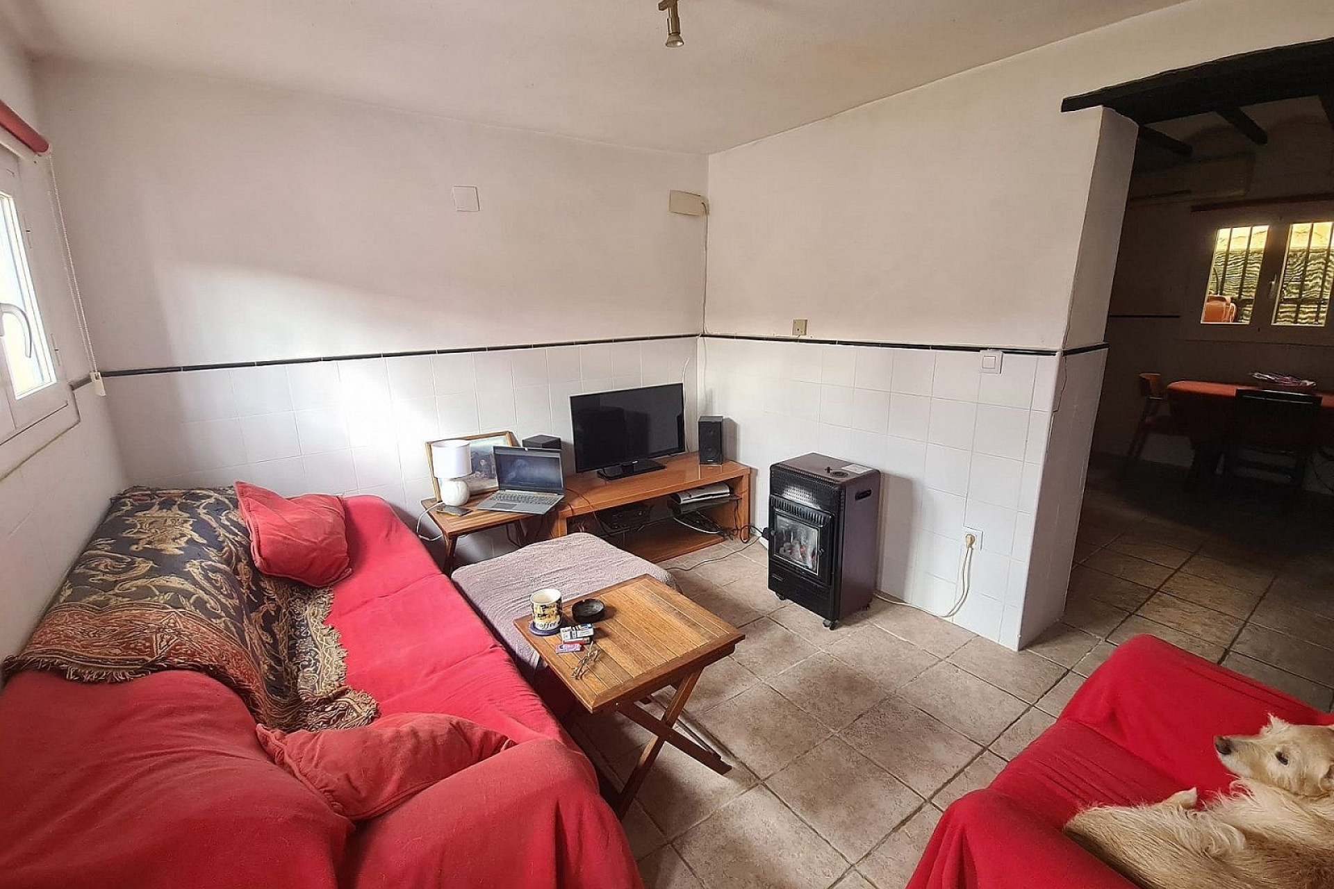 Resale - Townhouse -
Sax