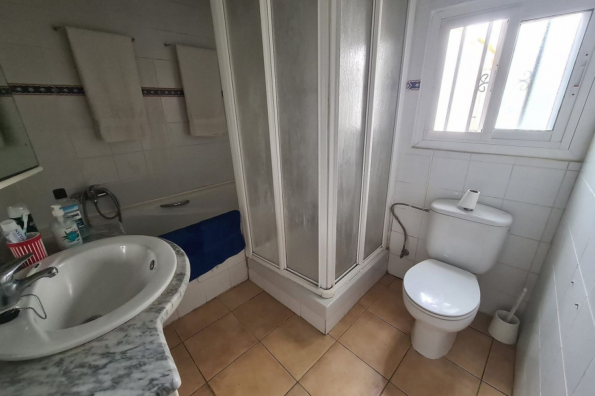 Resale - Townhouse -
Sax