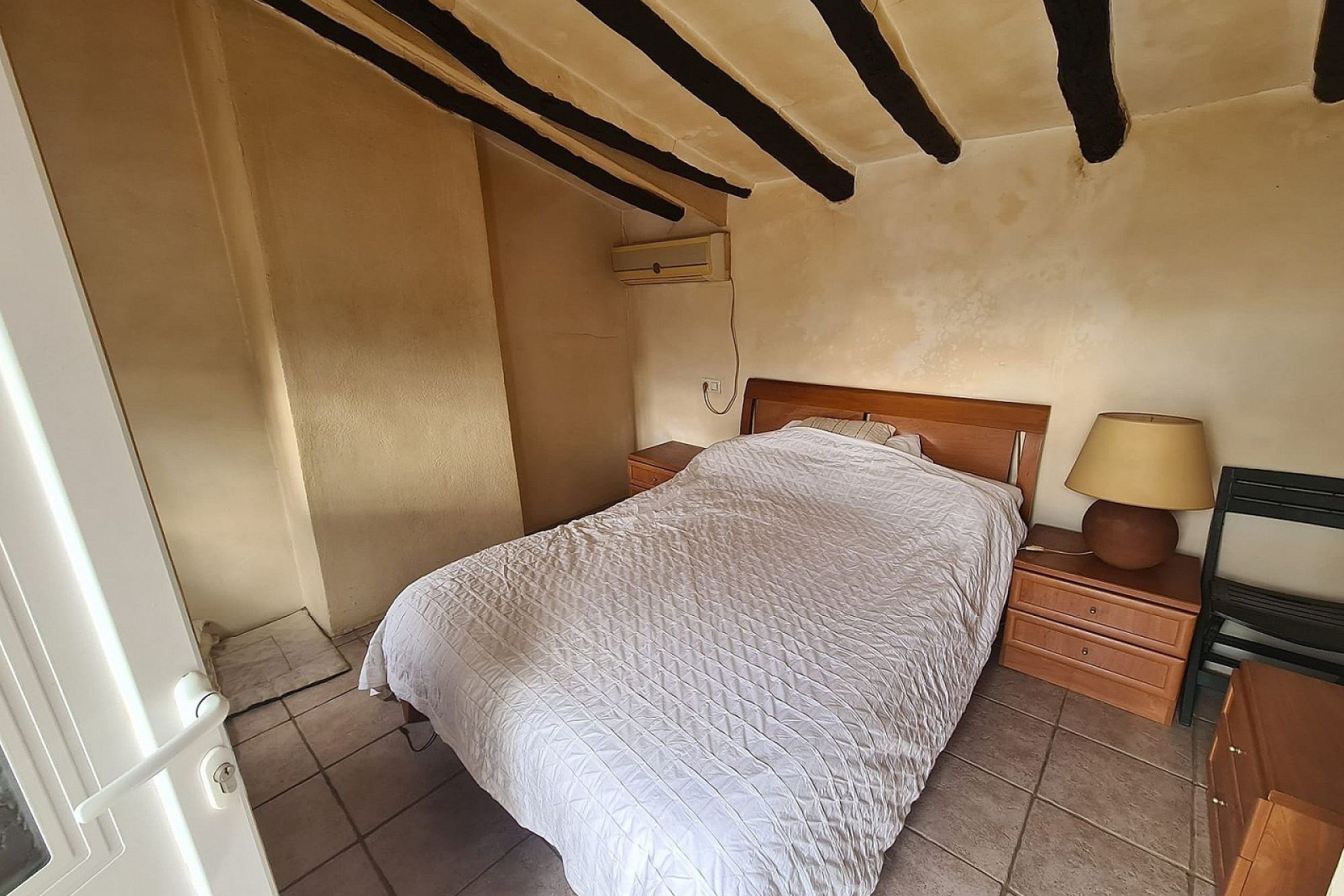 Resale - Townhouse -
Sax