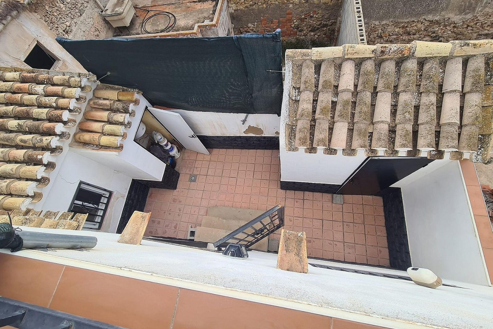 Resale - Townhouse -
Sax