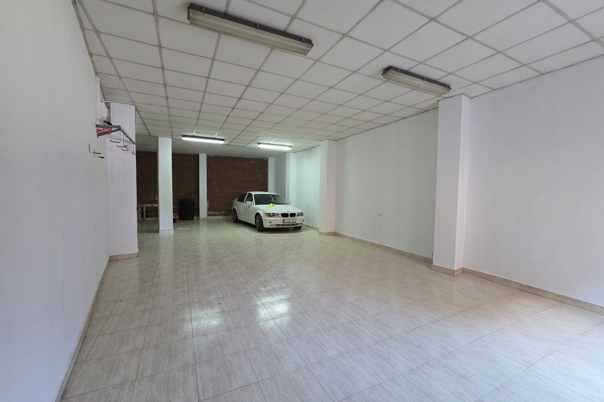 Resale - Townhouse -
Sax