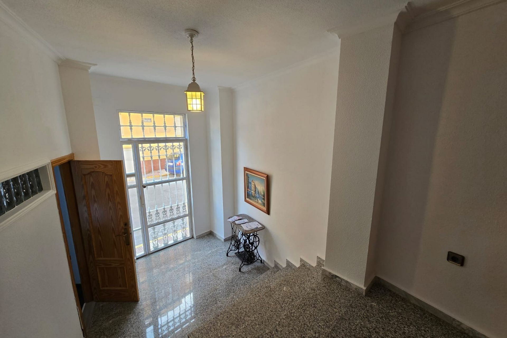 Resale - Townhouse -
Sax