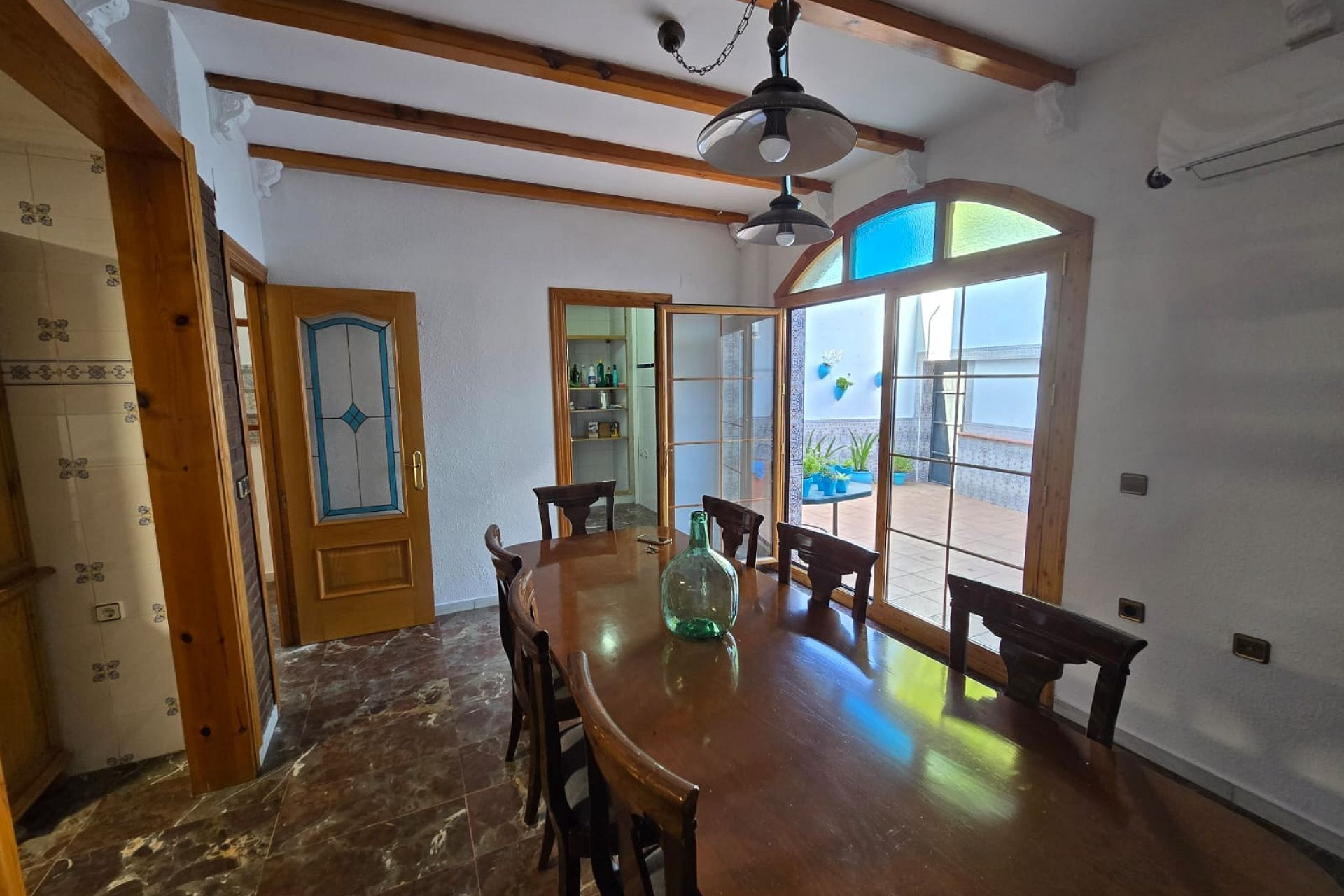 Resale - Townhouse -
Sax