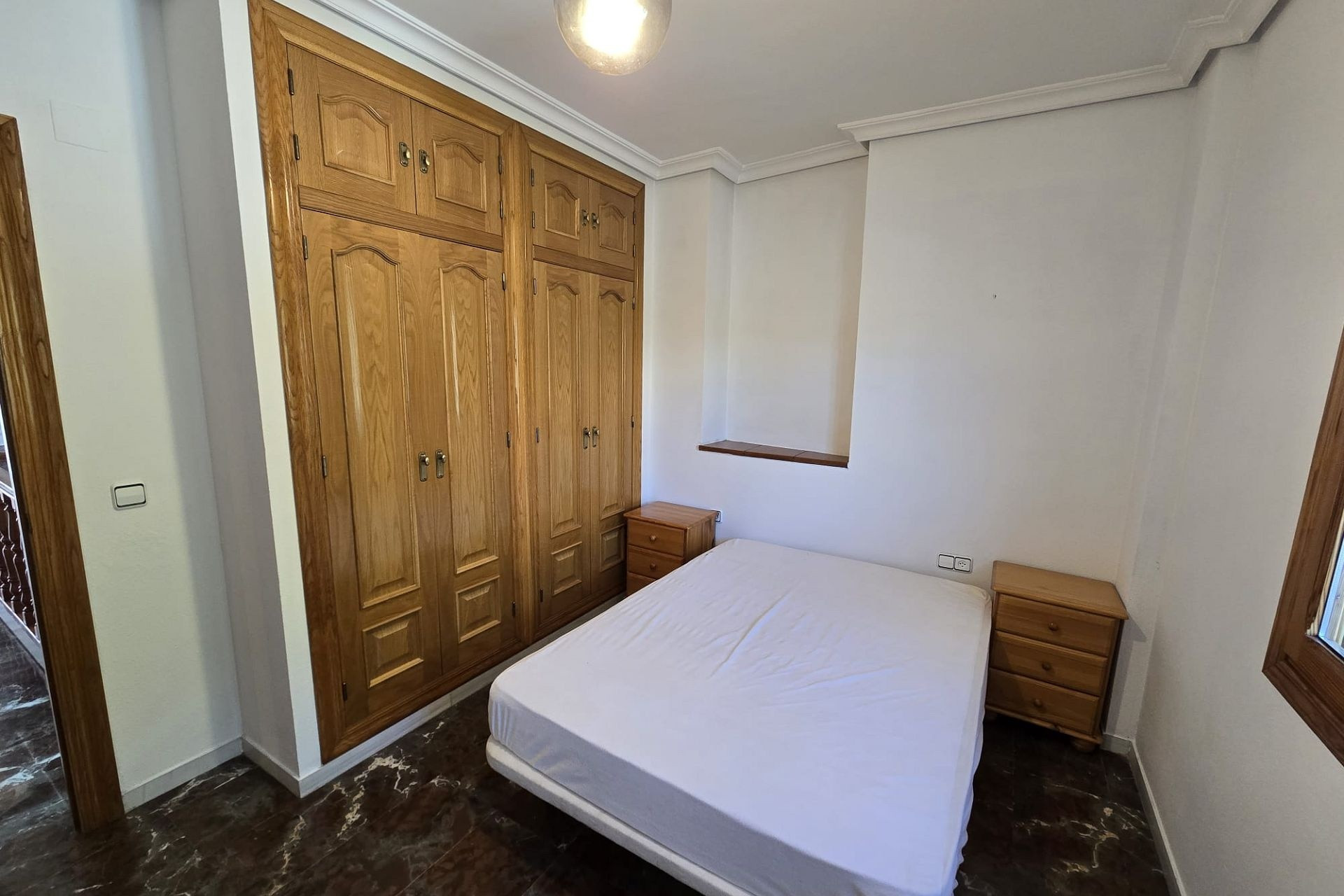 Resale - Townhouse -
Sax