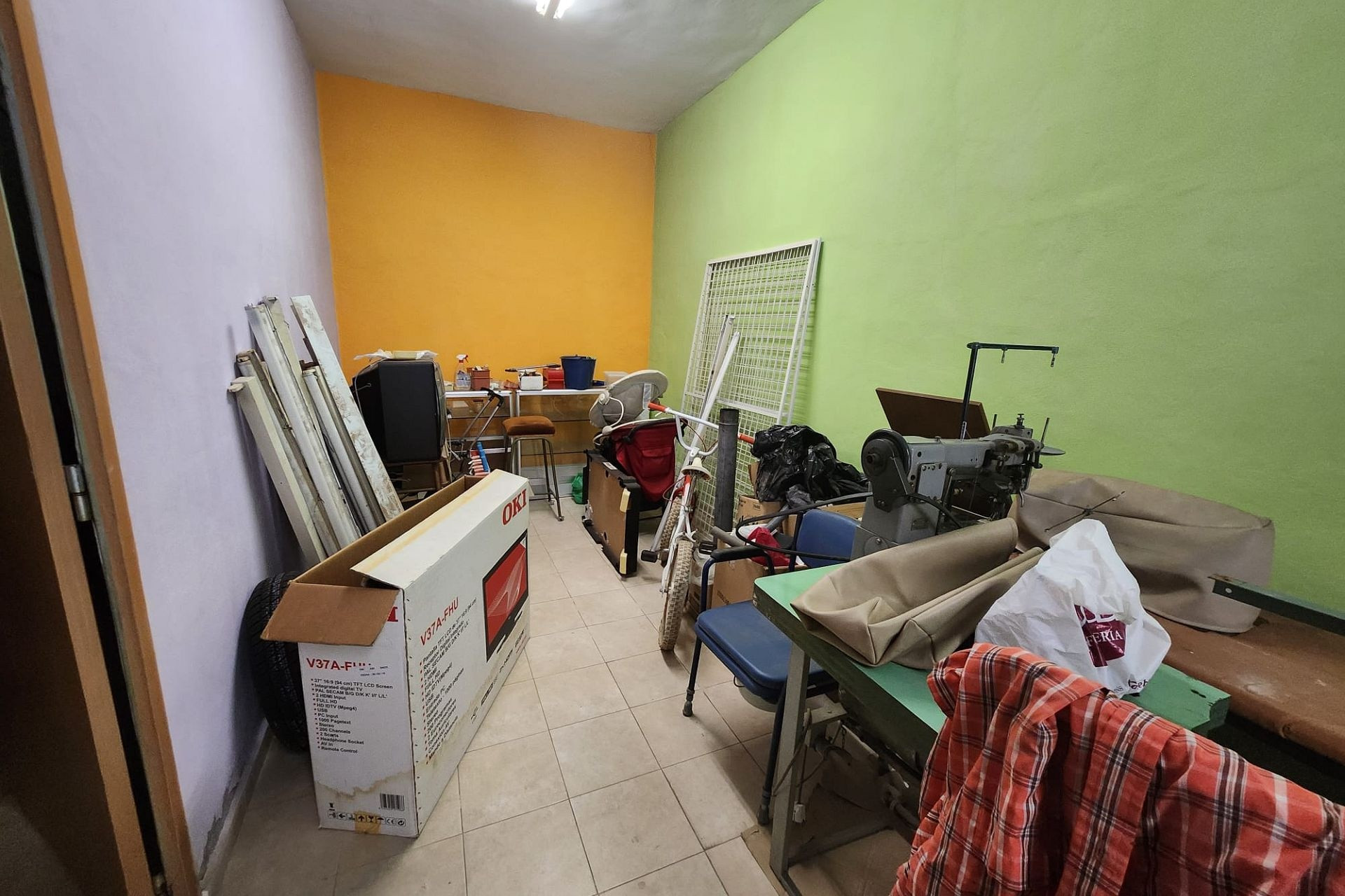 Resale - Townhouse -
Sax