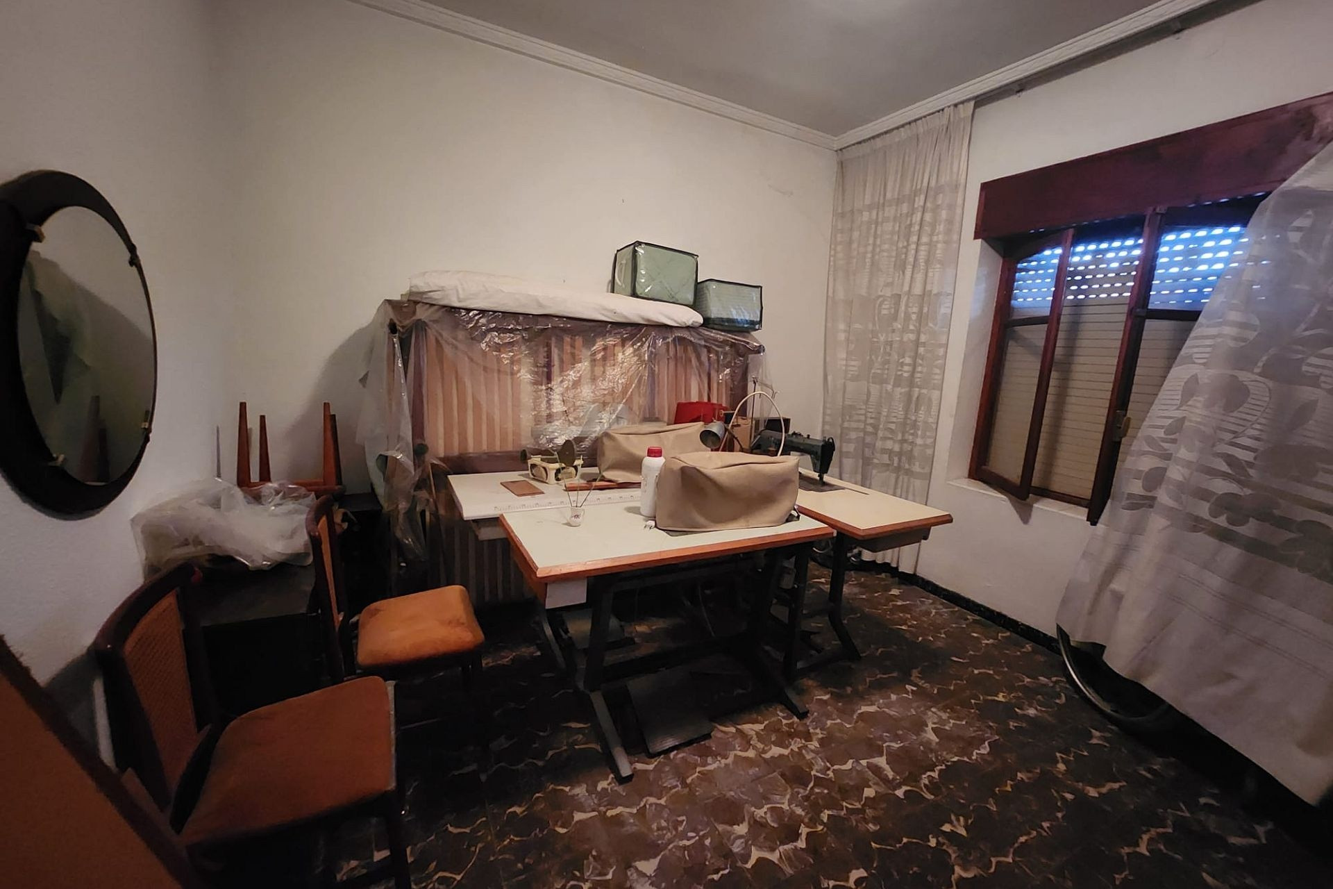 Resale - Townhouse -
Sax