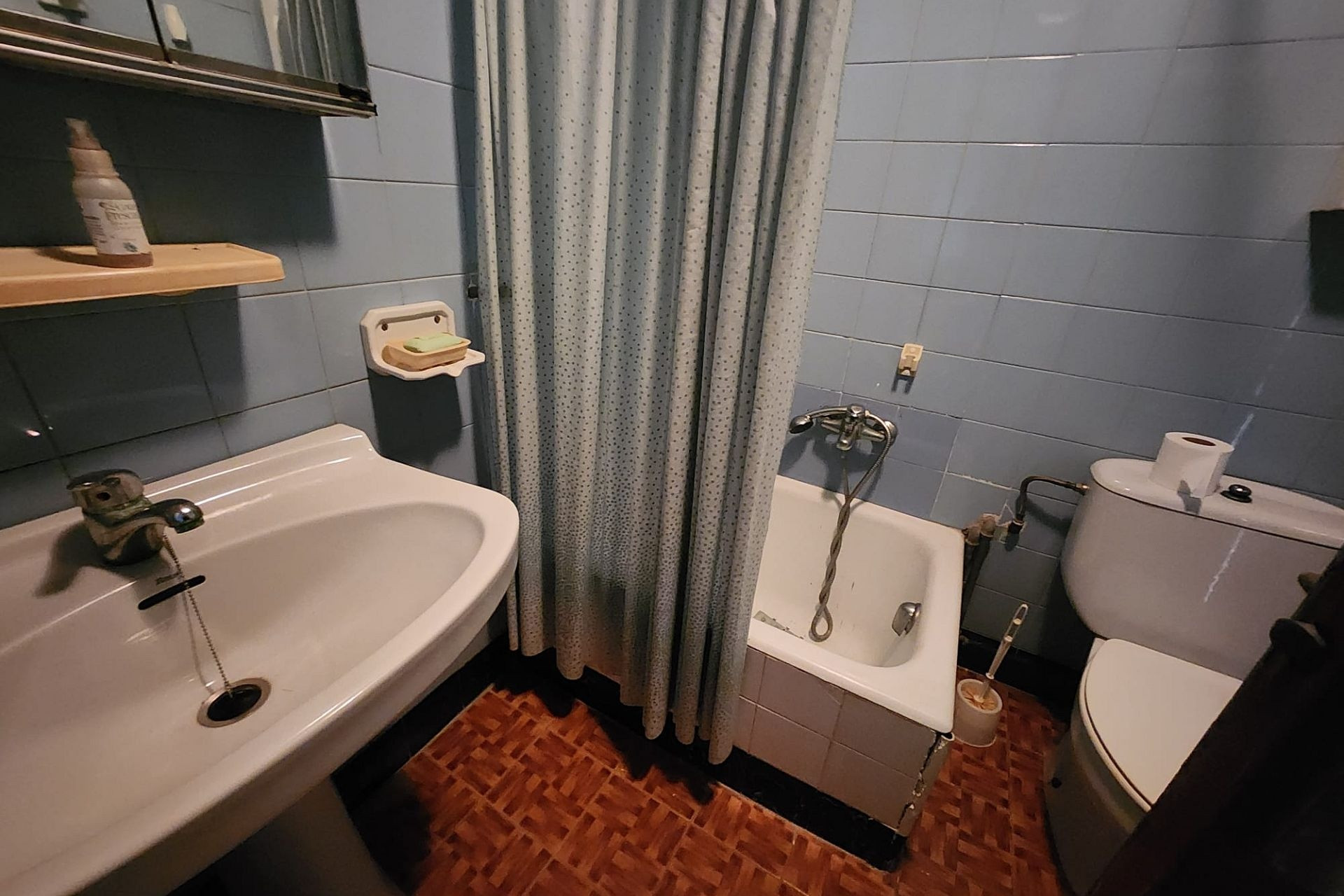 Resale - Townhouse -
Sax