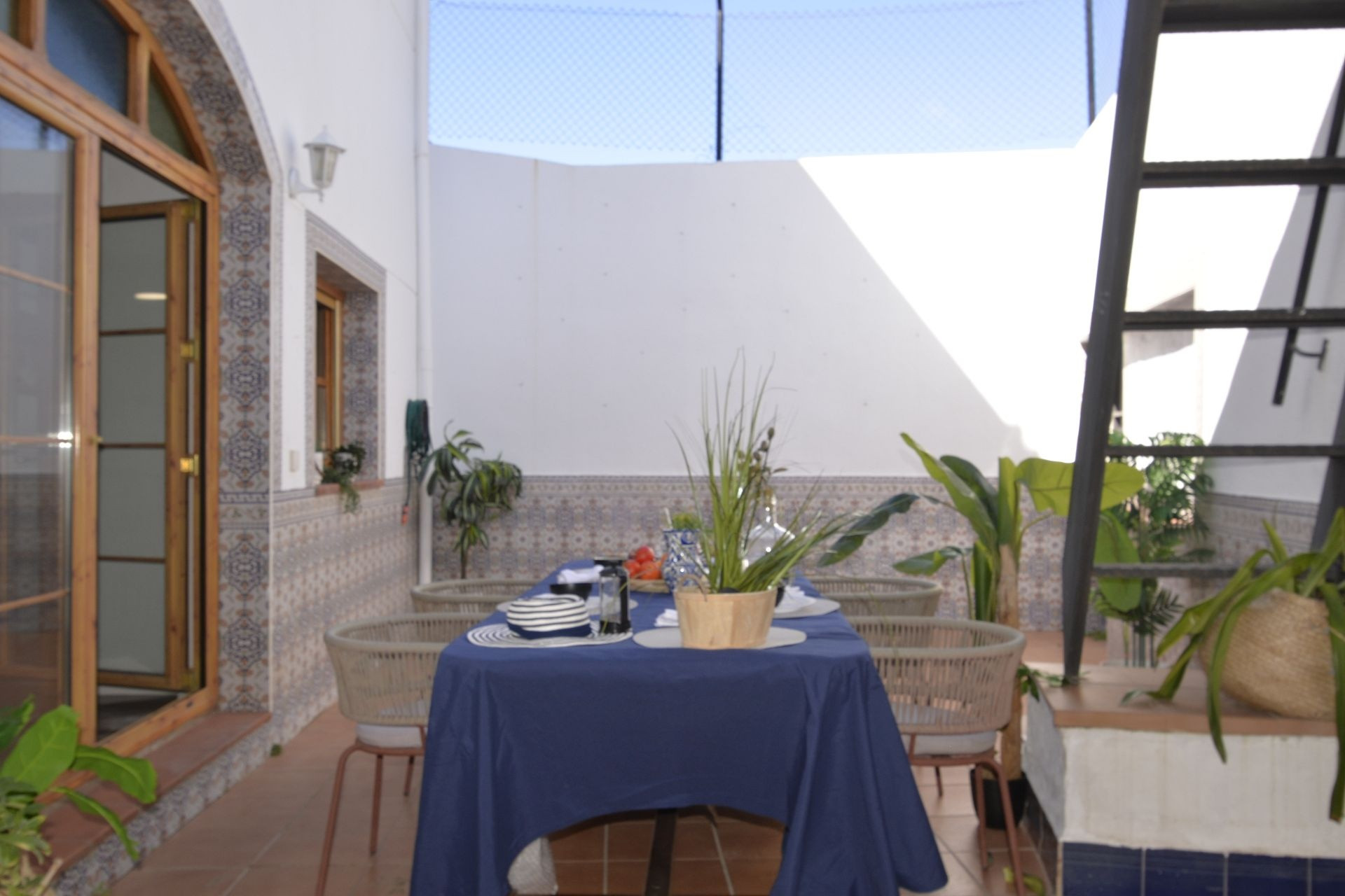 Resale - Townhouse -
Sax