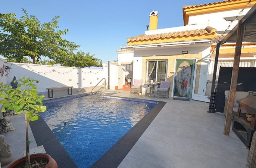 Resale - Townhouse -
Sucina - Inland