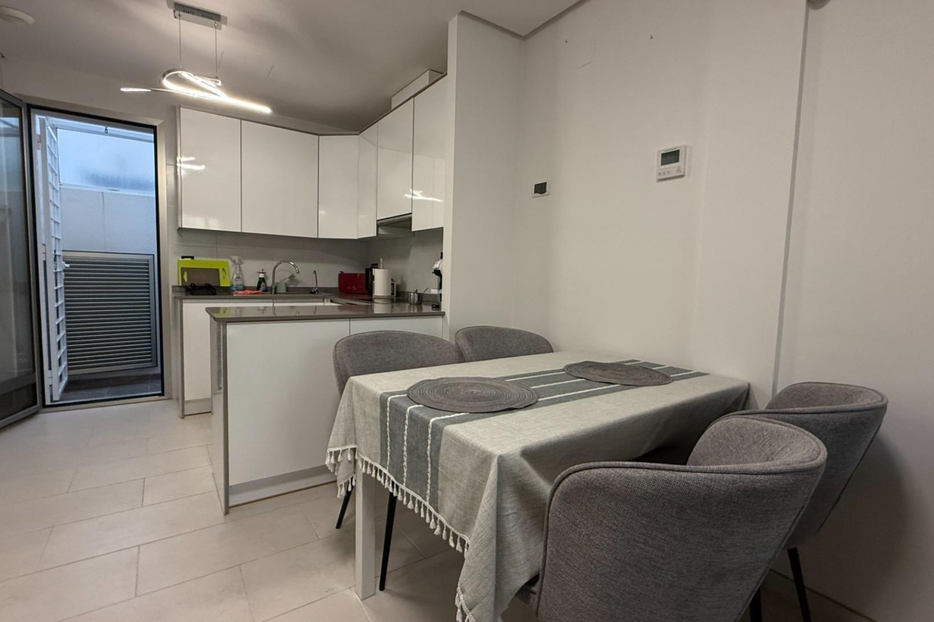 Resale - Townhouse -
Torrevieja - Aguas Nuevas