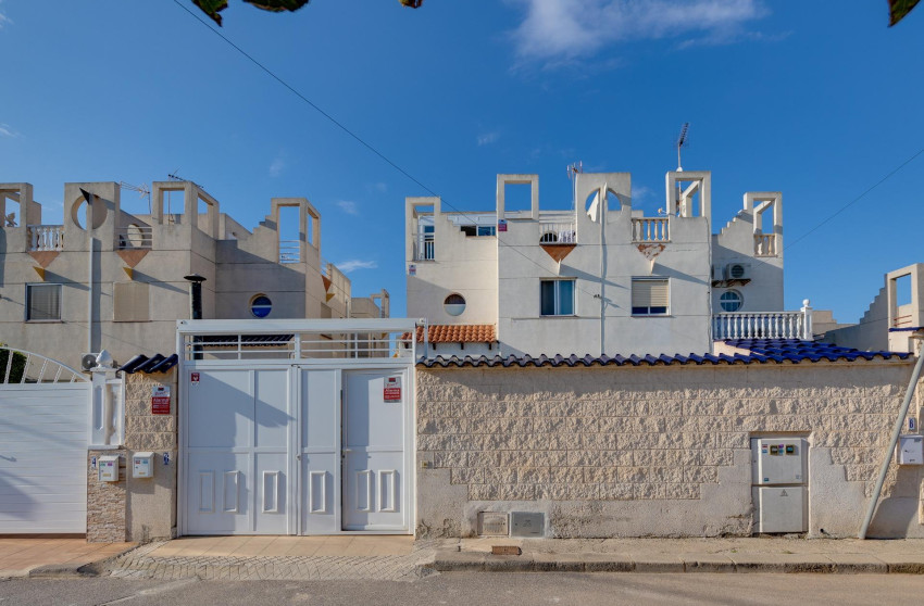 Resale - Townhouse -
Torrevieja - La Siesta - El Salado - Torreta