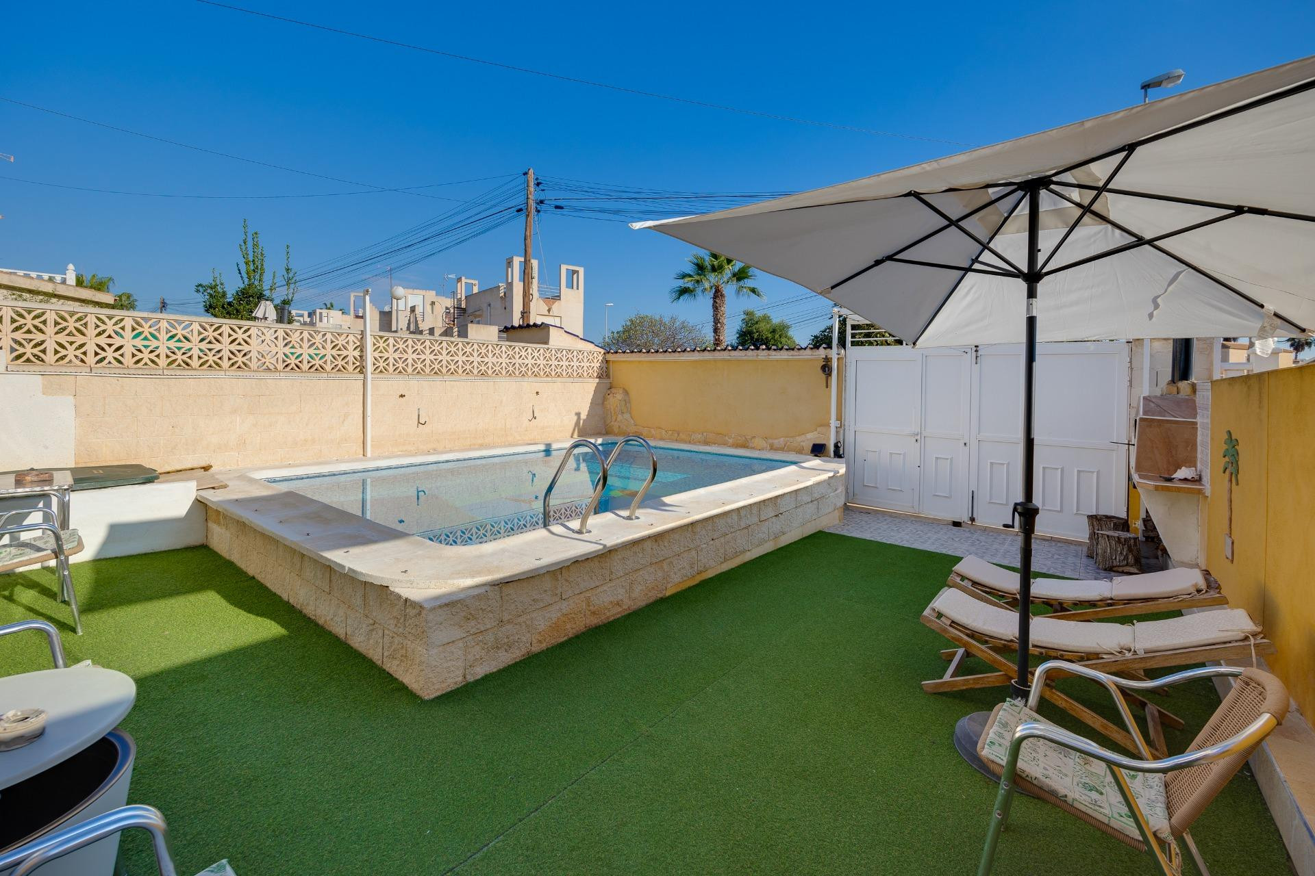 Resale - Townhouse -
Torrevieja - La Siesta - El Salado - Torreta