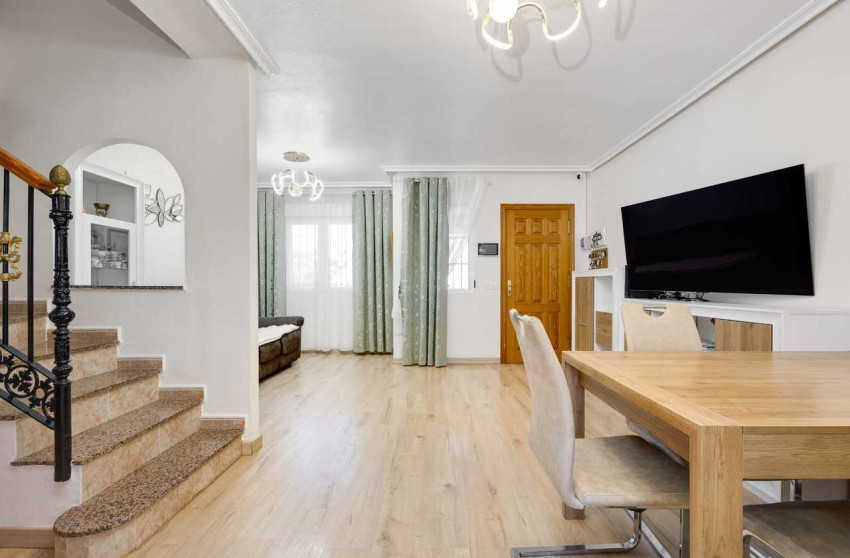 Resale - Townhouse -
Torrevieja