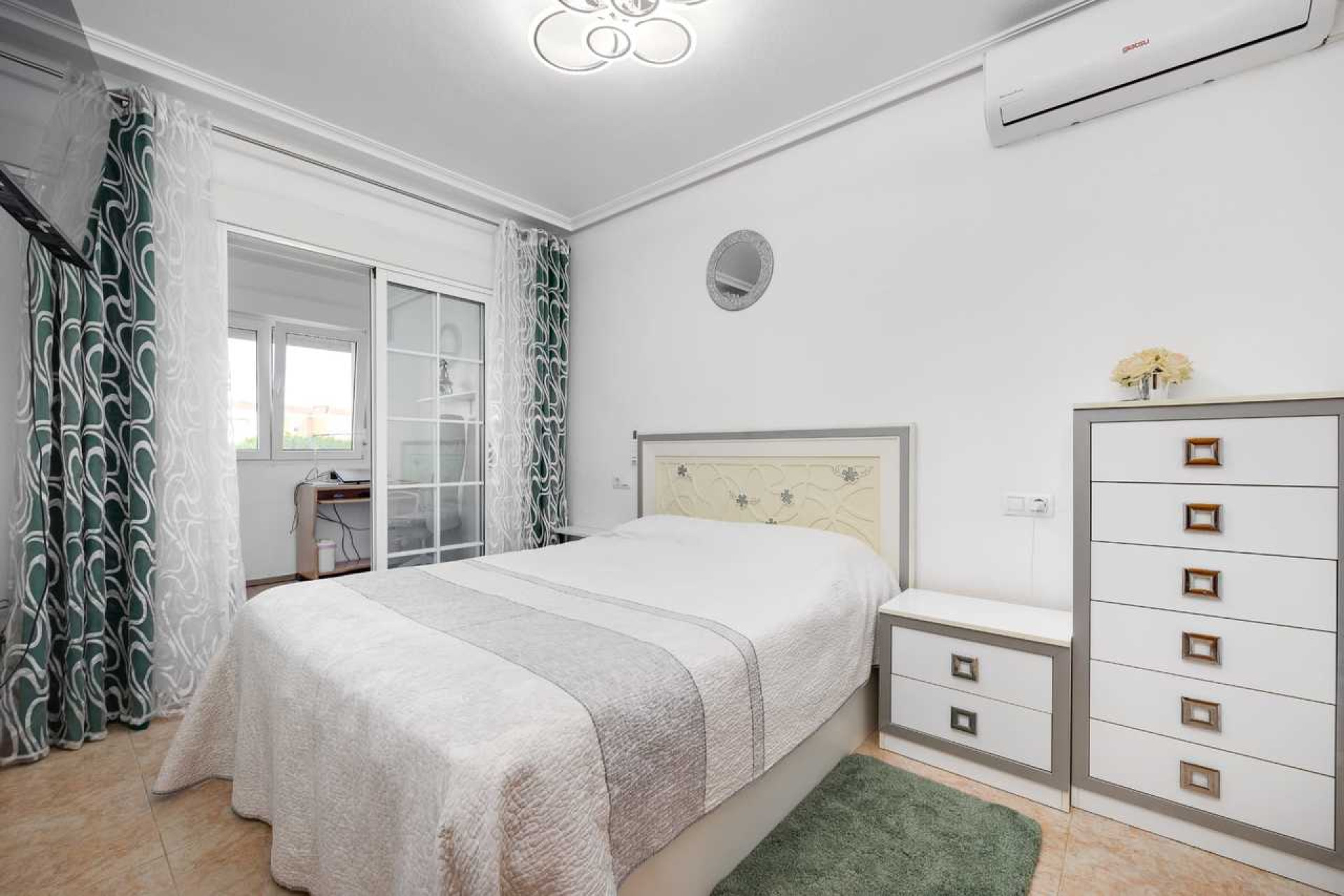 Resale - Townhouse -
Torrevieja