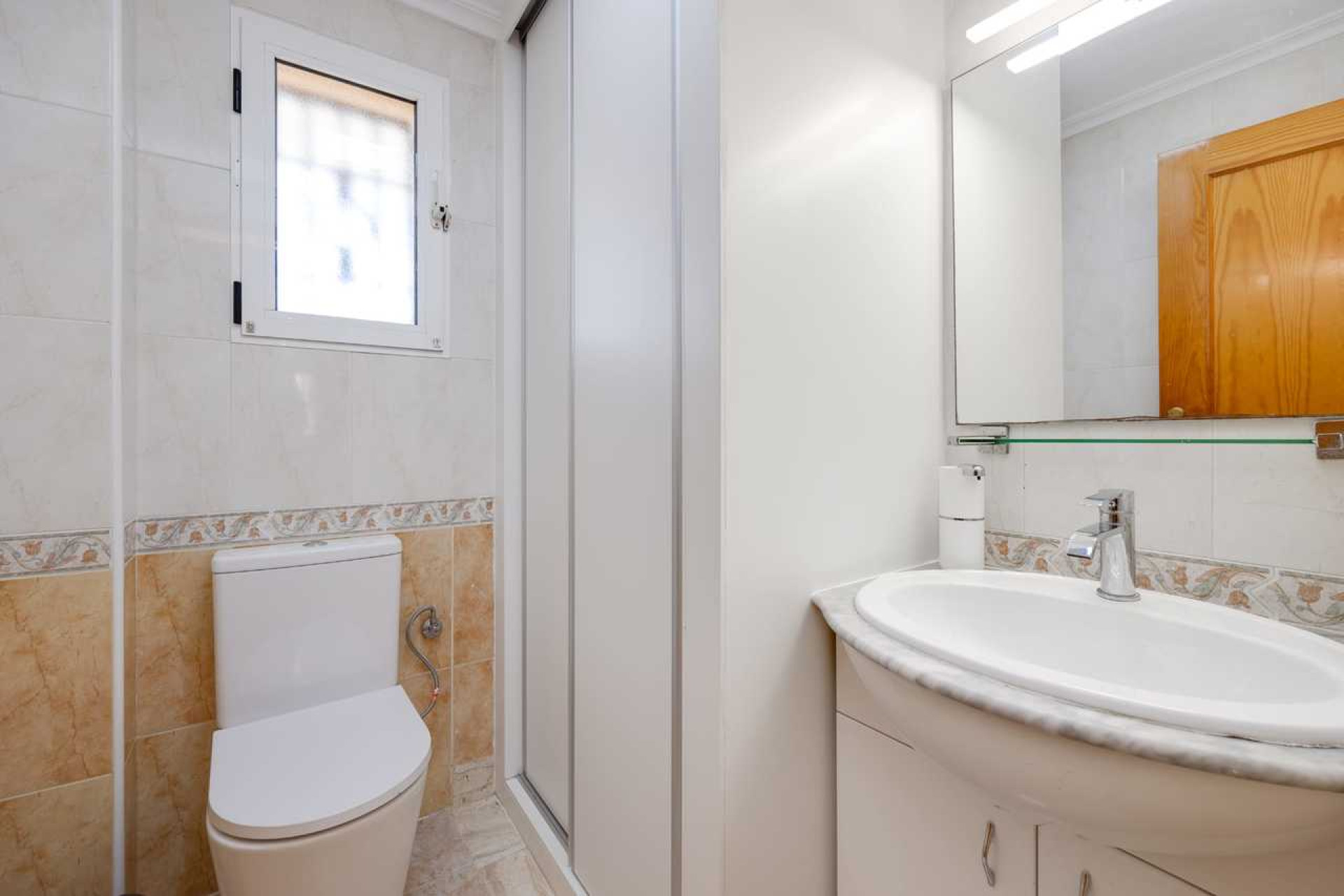 Resale - Townhouse -
Torrevieja