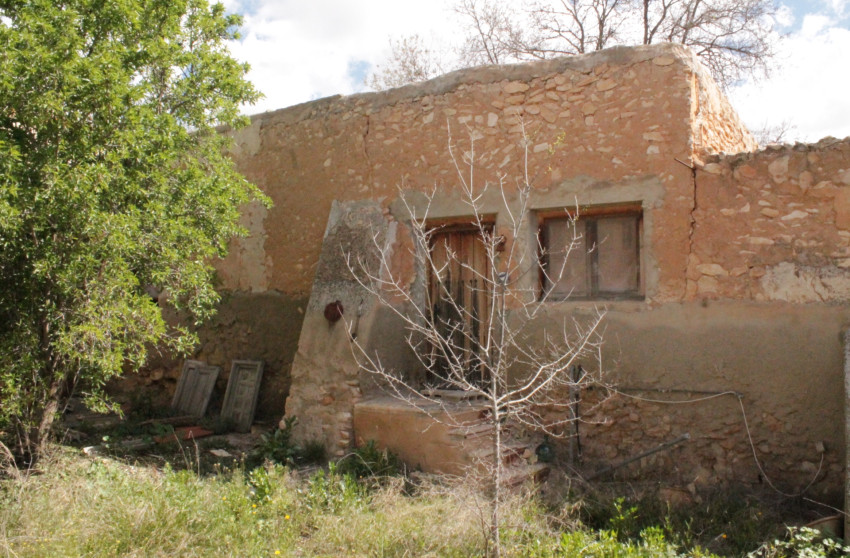 Resale - Townhouse -
Úbeda - Úbeda Alicante