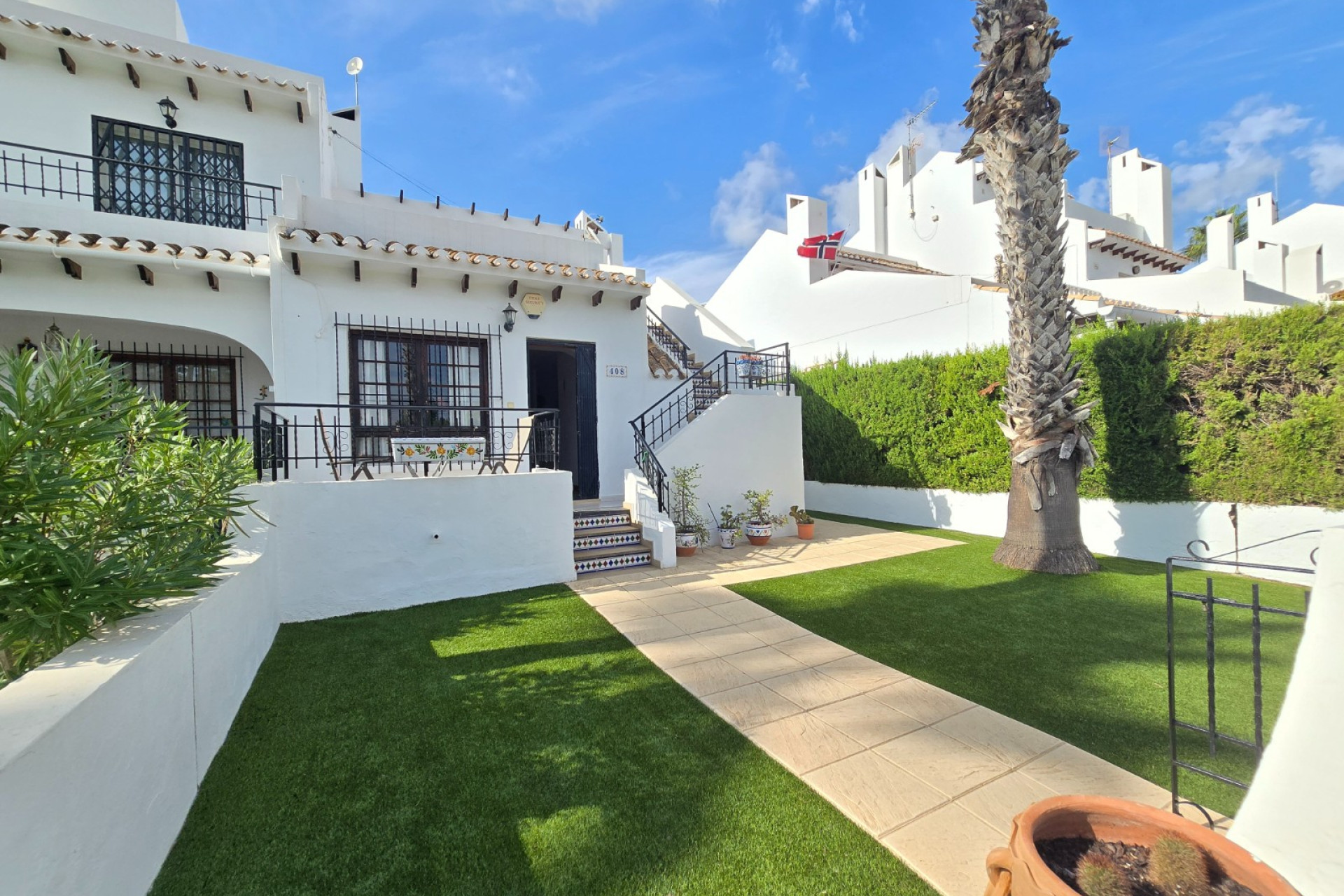 Resale - Townhouse -
Villamartín - Costa Blanca