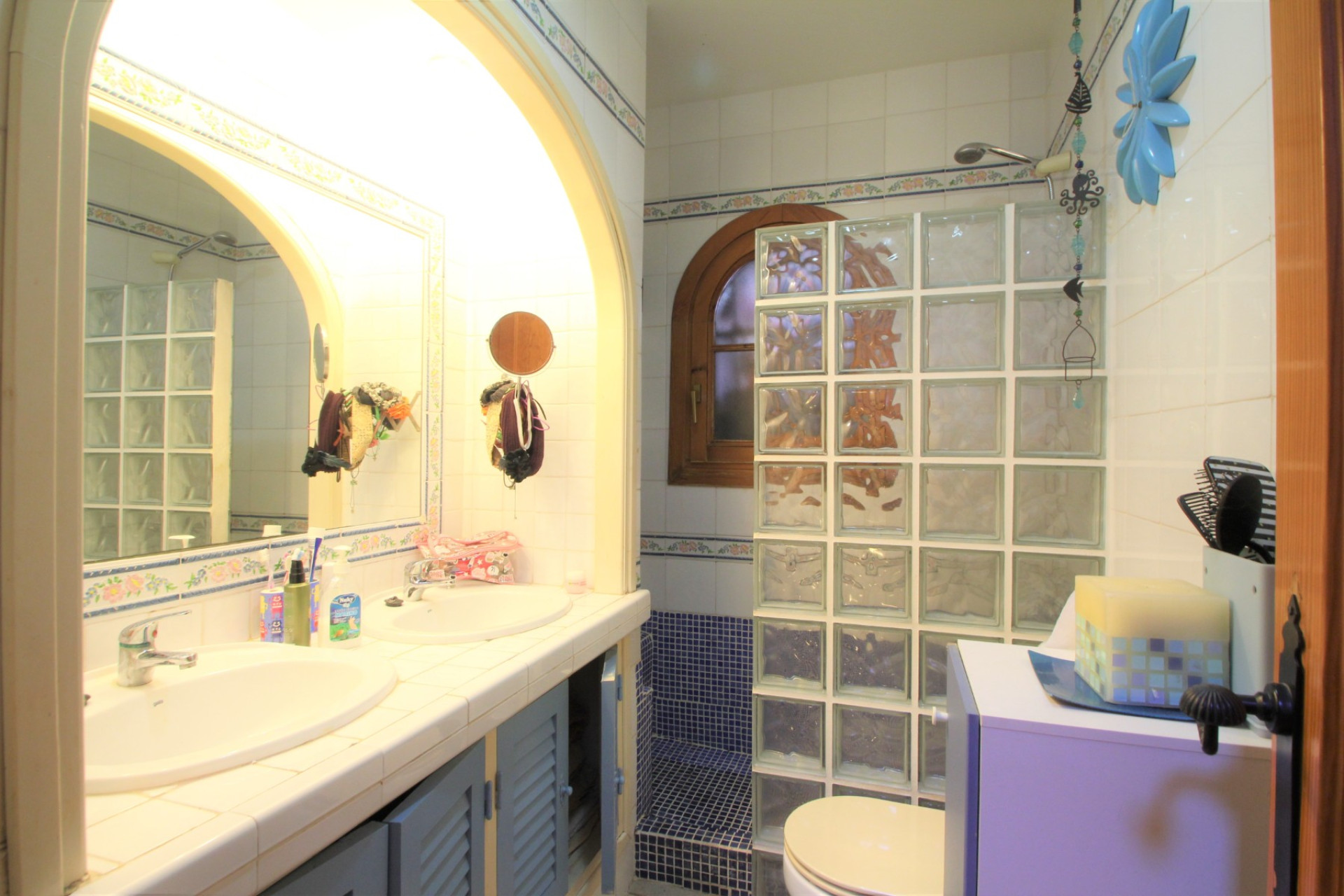 Resale - Townhouse -
Villamartín