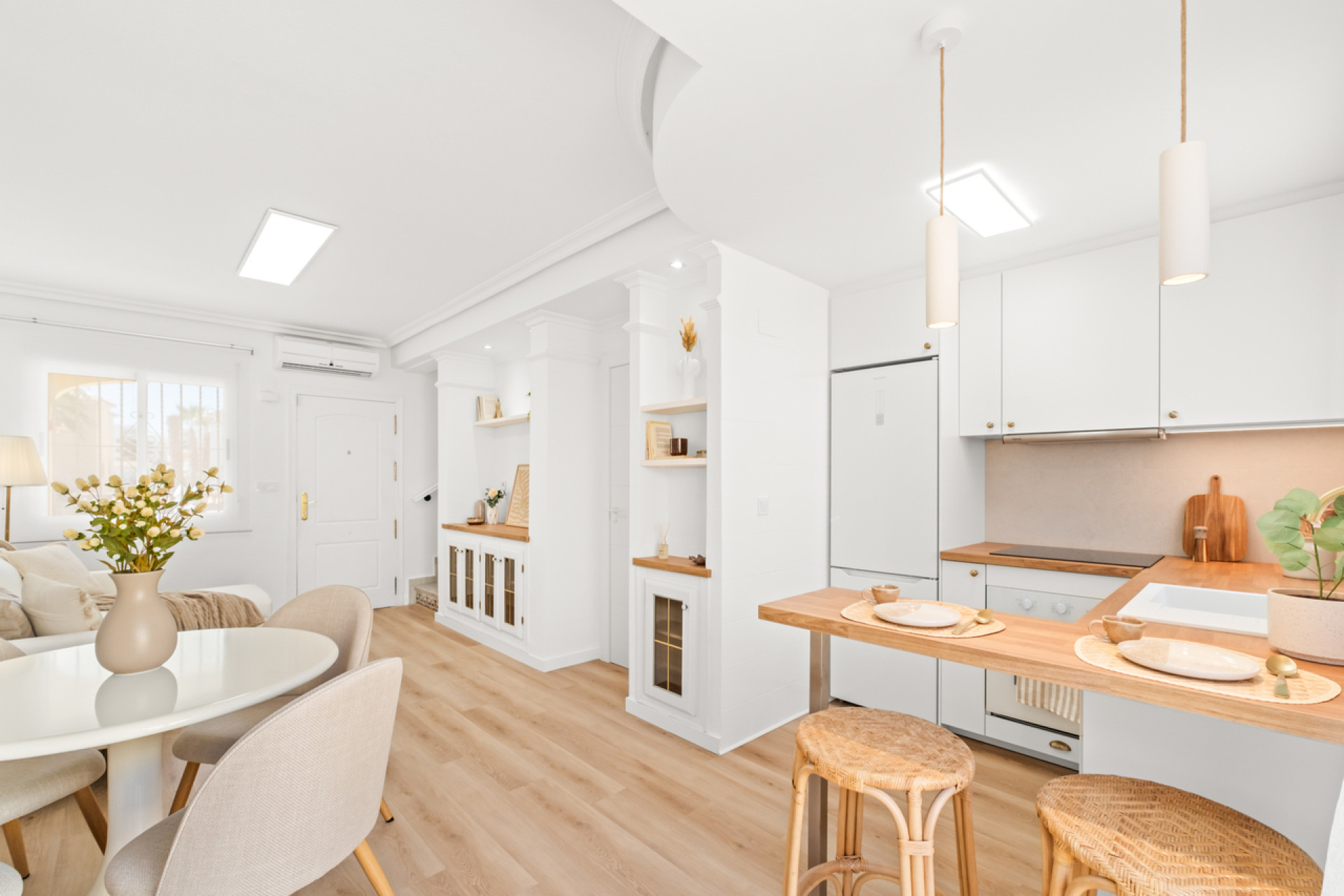Resale - Townhouse -
Villamartín
