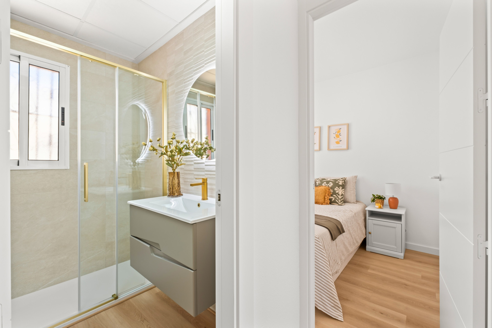 Resale - Townhouse -
Villamartín