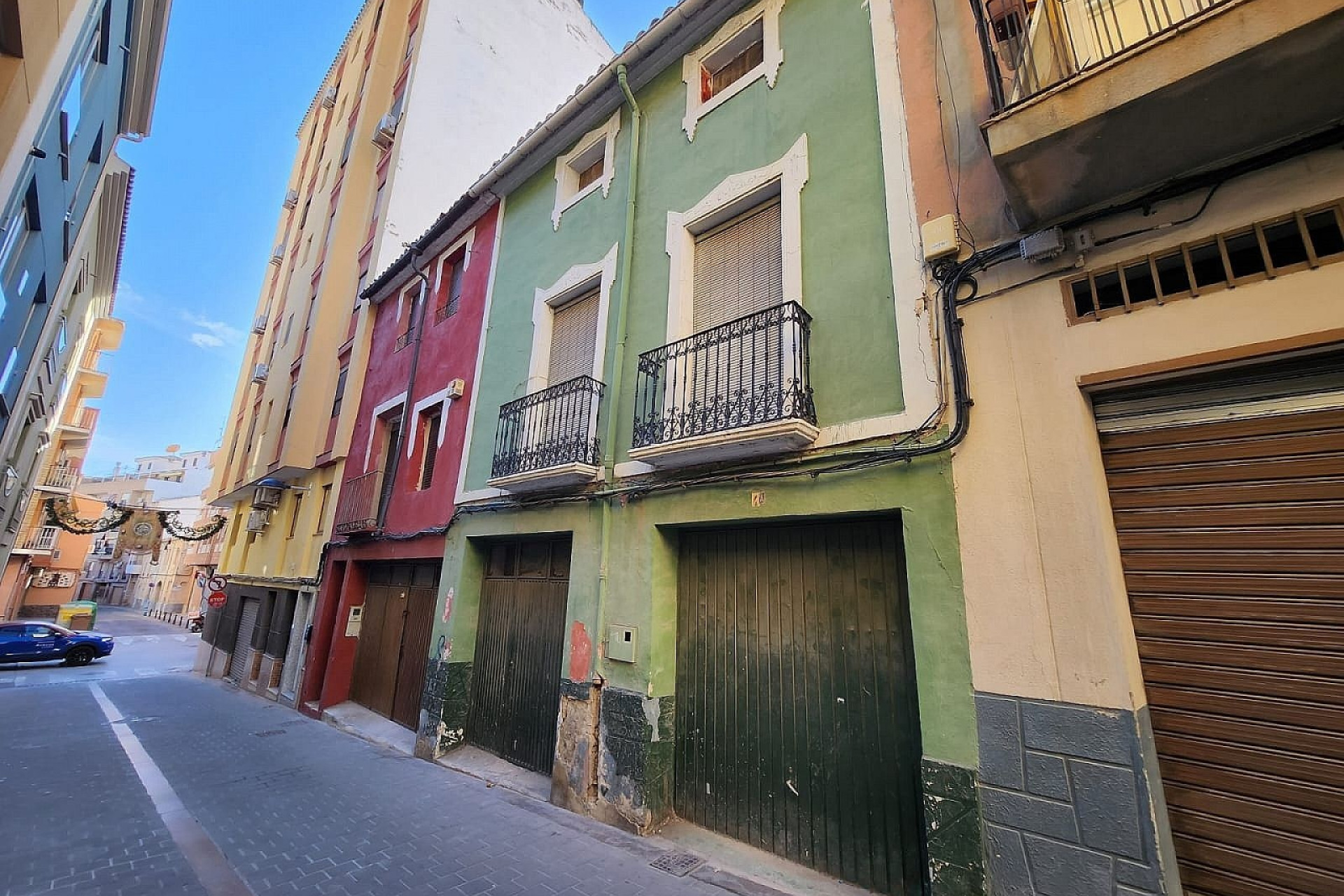 Resale - Townhouse -
Villena