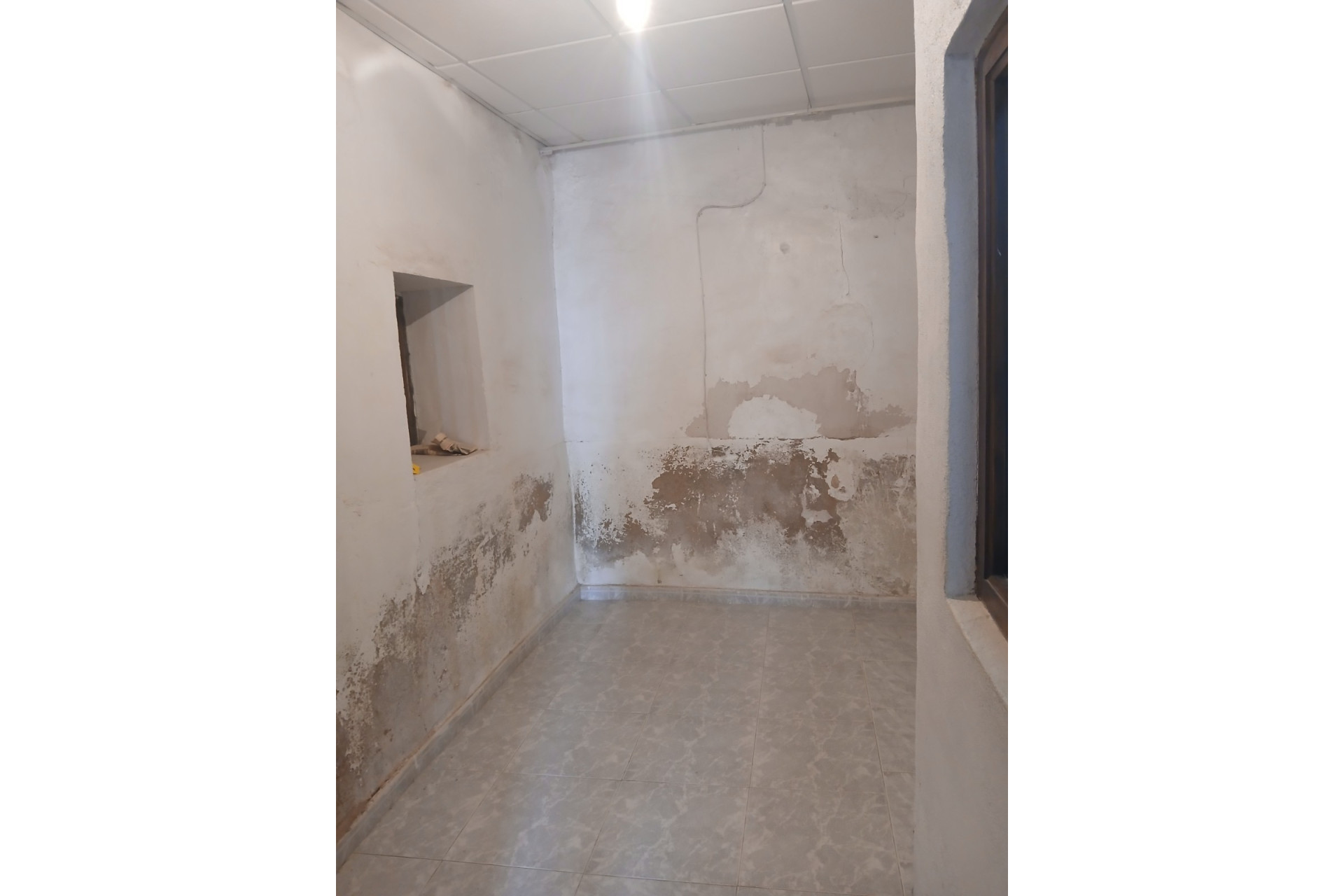 Resale - Townhouse -
Yecla