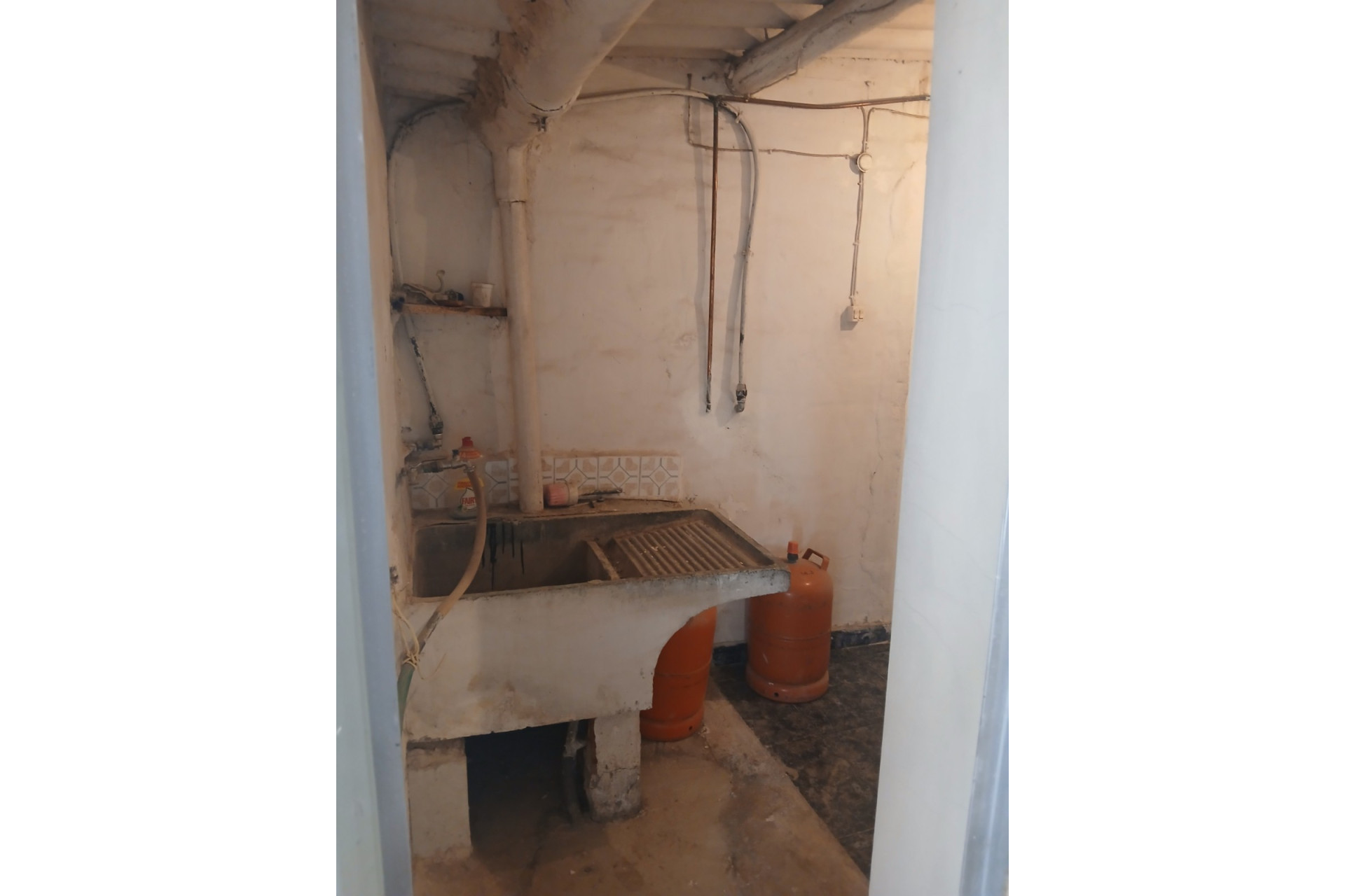 Resale - Townhouse -
Yecla