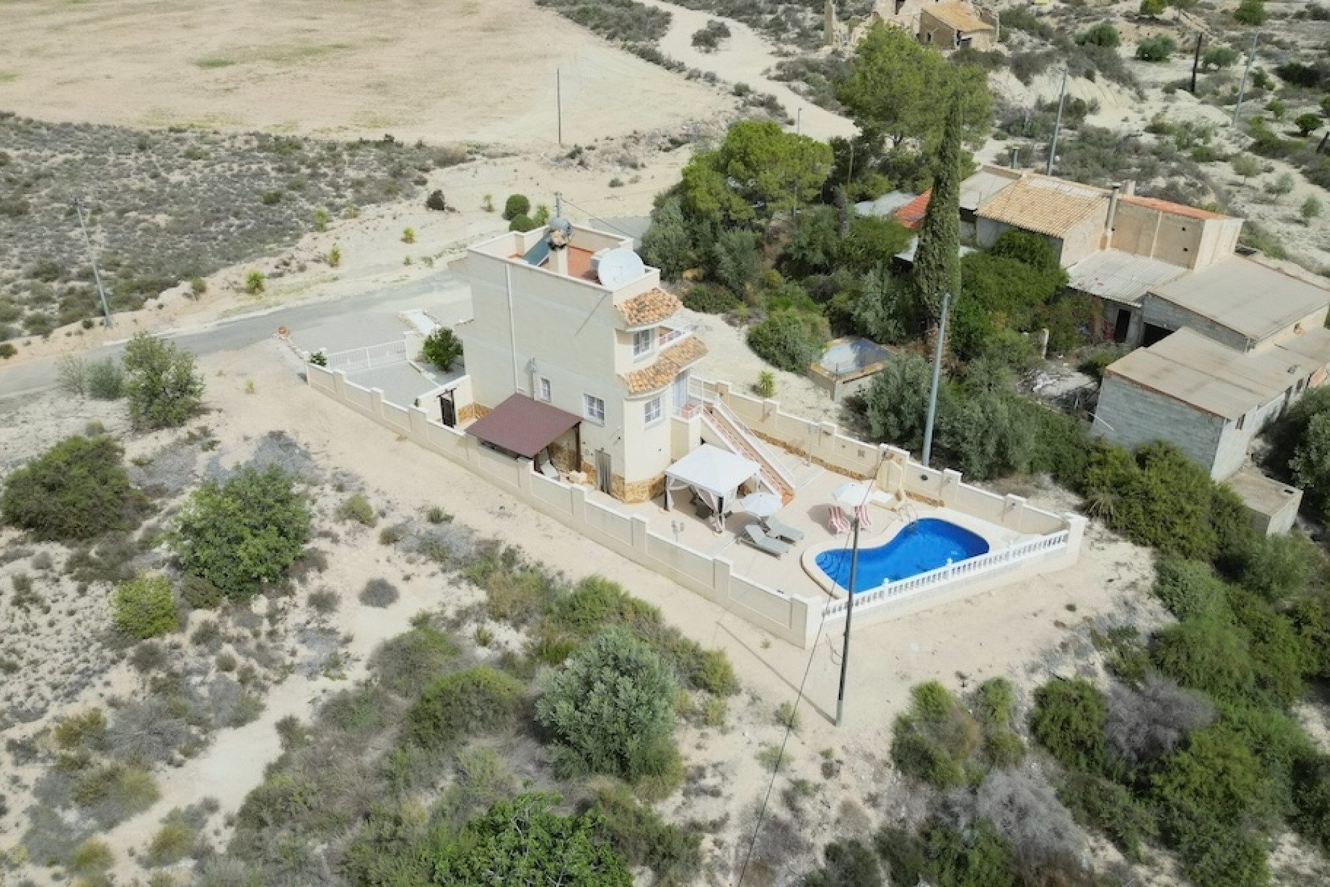 Resale - Villa -
Abanilla - ABANILLA