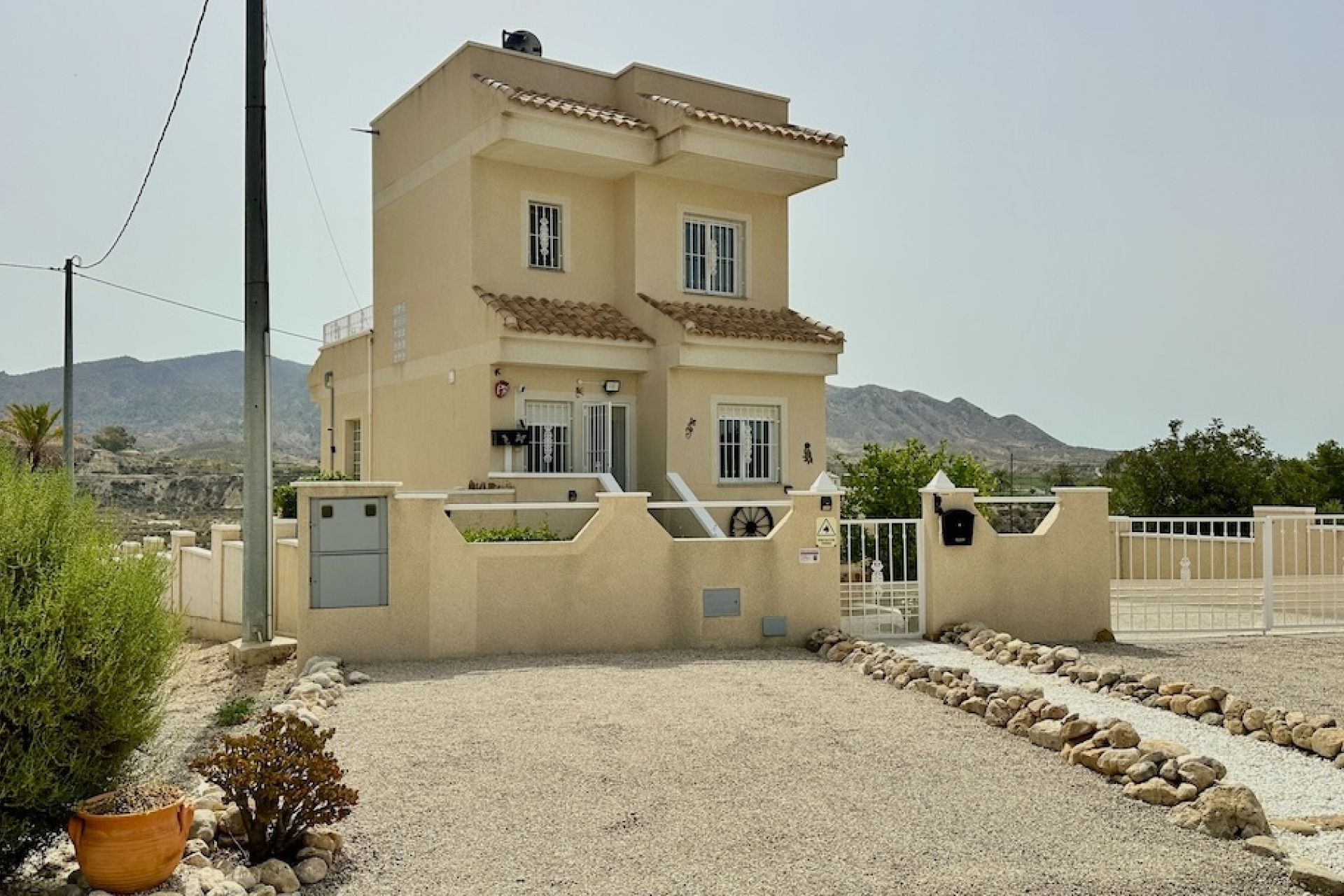 Resale - Villa -
Abanilla - ABANILLA