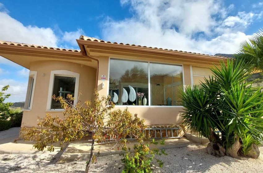 Resale - Villa -
Abanilla - La Zarza