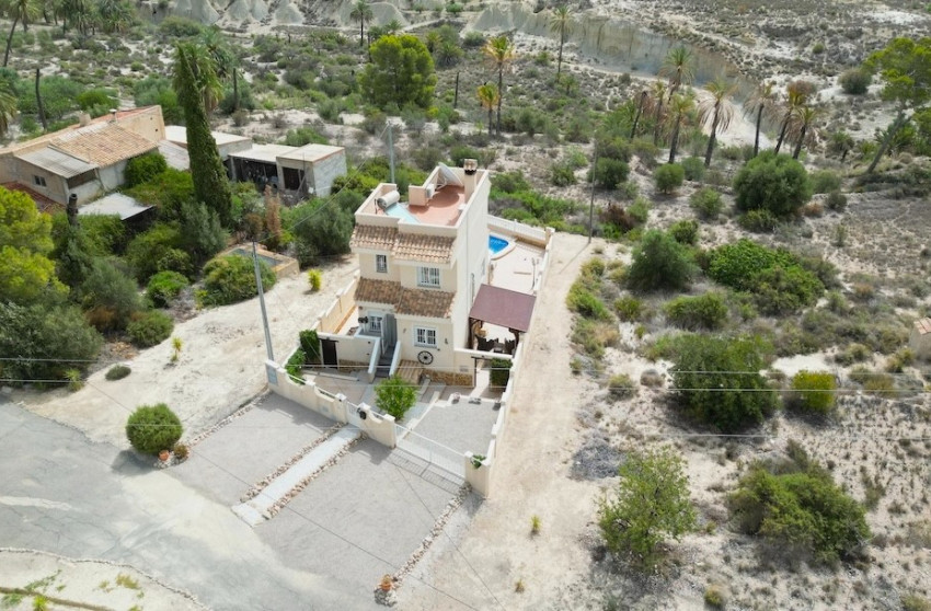Resale - Villa -
Abanilla