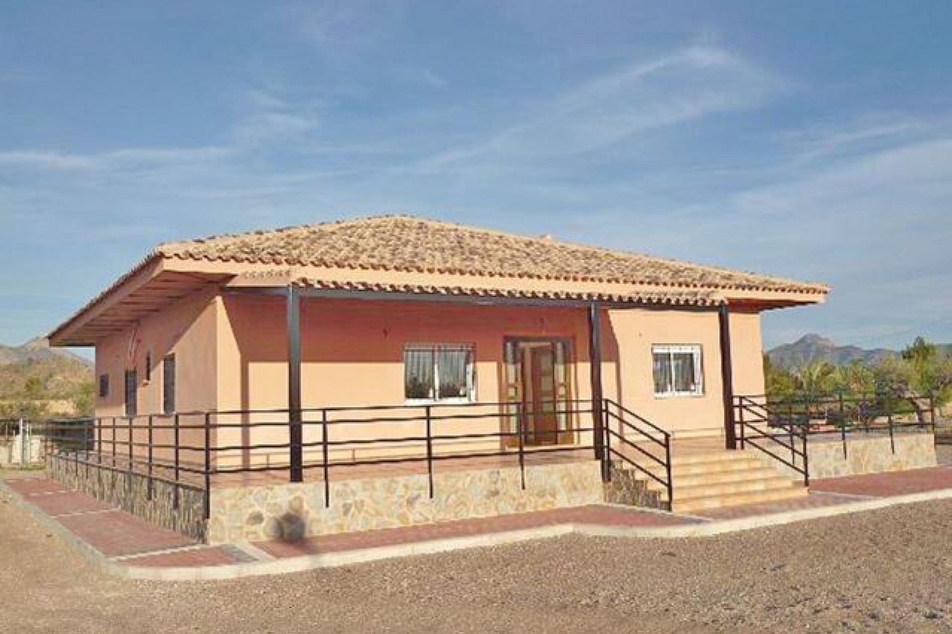 Resale - Villa -
Abanilla